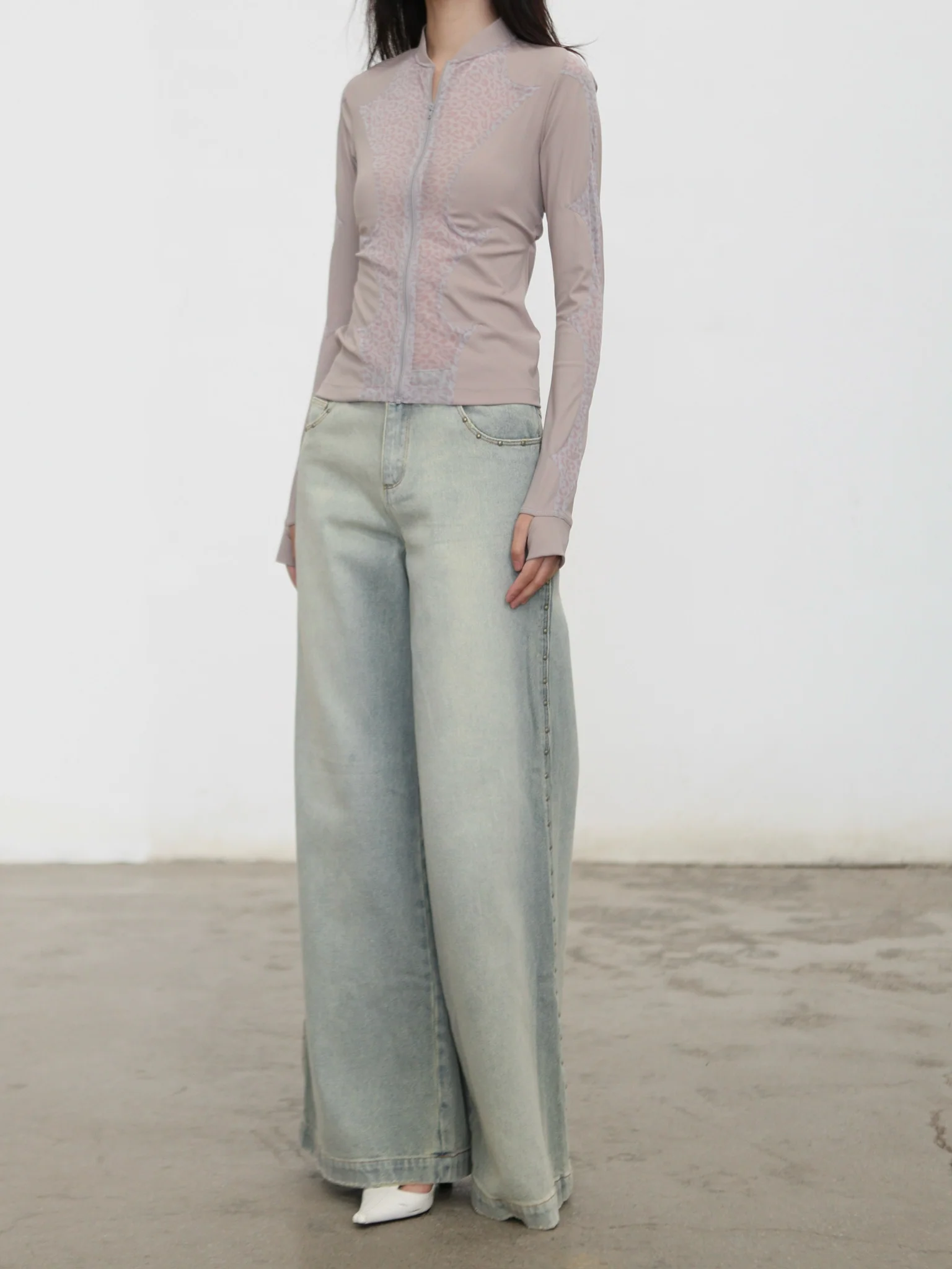 RUI Built 26 Early Spring Wide-Leg Jeans with Thin Straps and Rivets RUI-S26WV26-Sun-faded Blue Retro Blue - Image 12