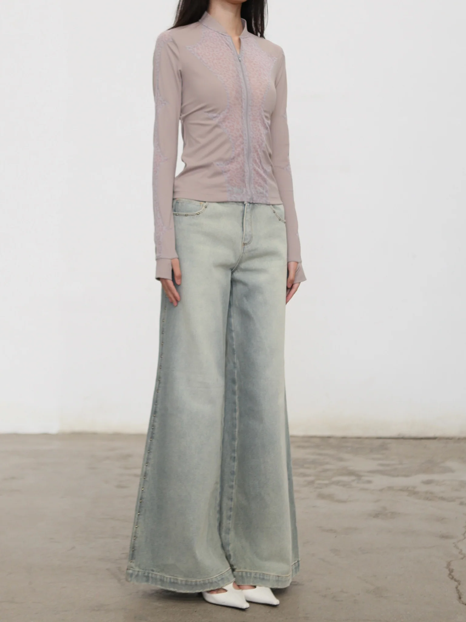 RUI Built 26 Early Spring Wide-Leg Jeans with Thin Straps and Rivets RUI-S26WV26-Sun-faded Blue Retro Blue - Image 13