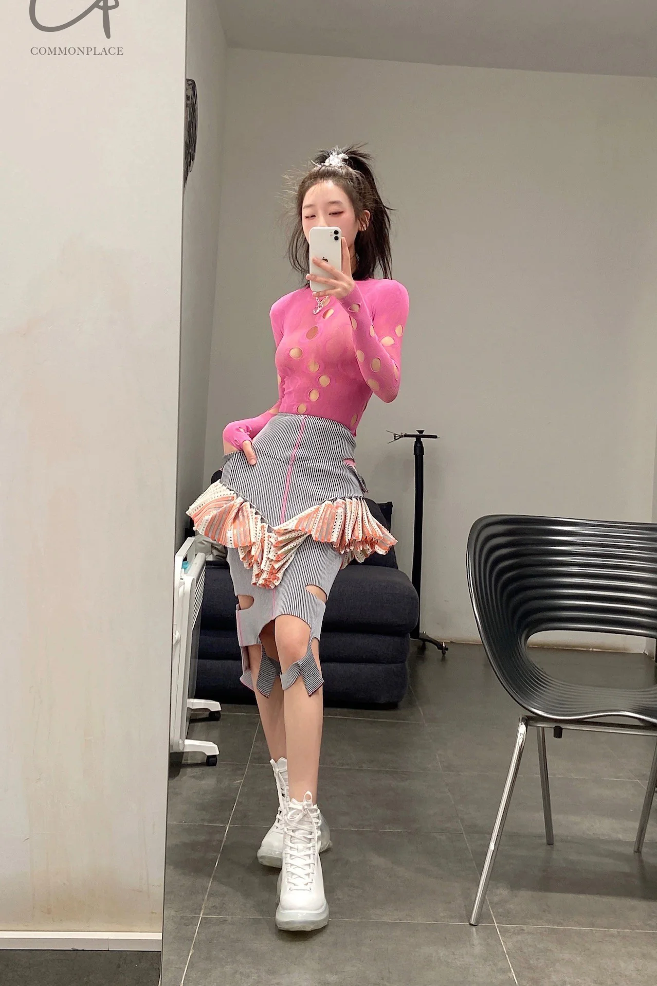 Rui Zhou JW03 series hollow long-sleeved elastic top RUI-RUIFW21JW03F-TAOHONG Fuschia Aqua RUIFW21JW03 - Image 3