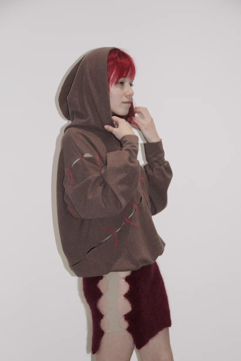 RUI Embroidered Hoodie RAW22WV03 Chestnut&Ruby Brown Chestnut & Red - Image 7