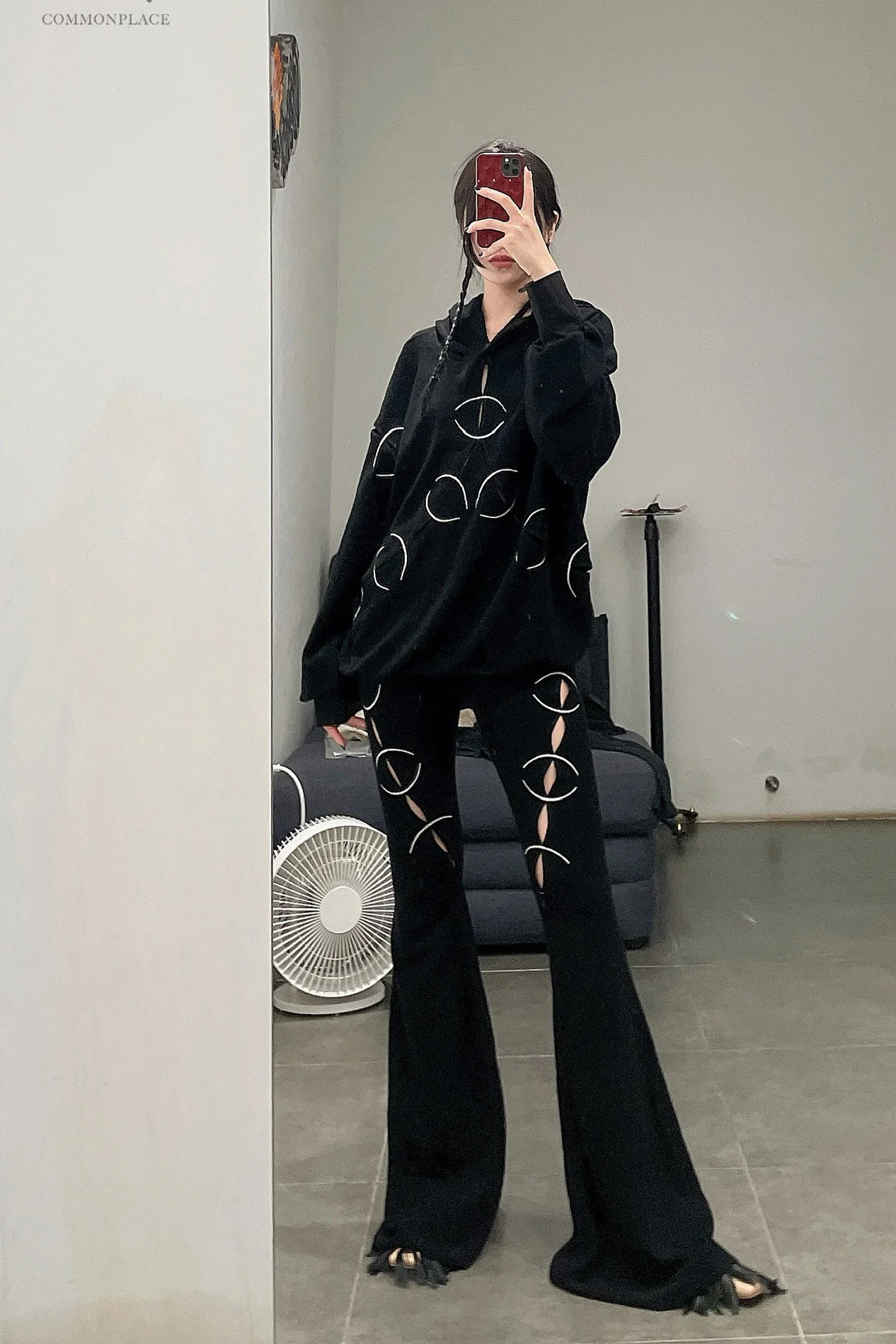 RUI Embroidered Hoodie RAW22WV03 Onyx&Luminous Black & Luminous - Image 12