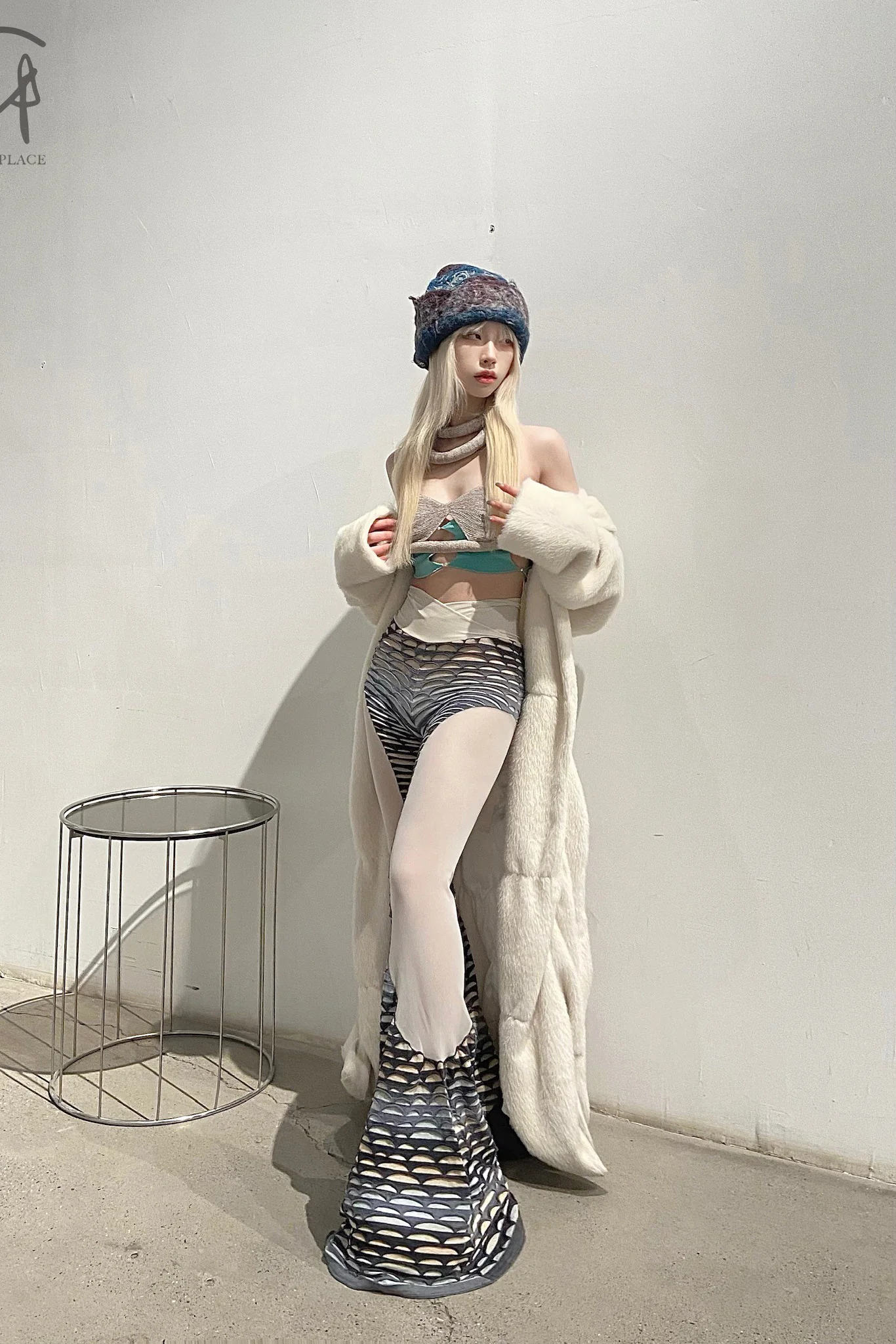 RUI fish scale stitching mesh flared pants RSS23KN06 nightfall black and gray gradient - Image 34