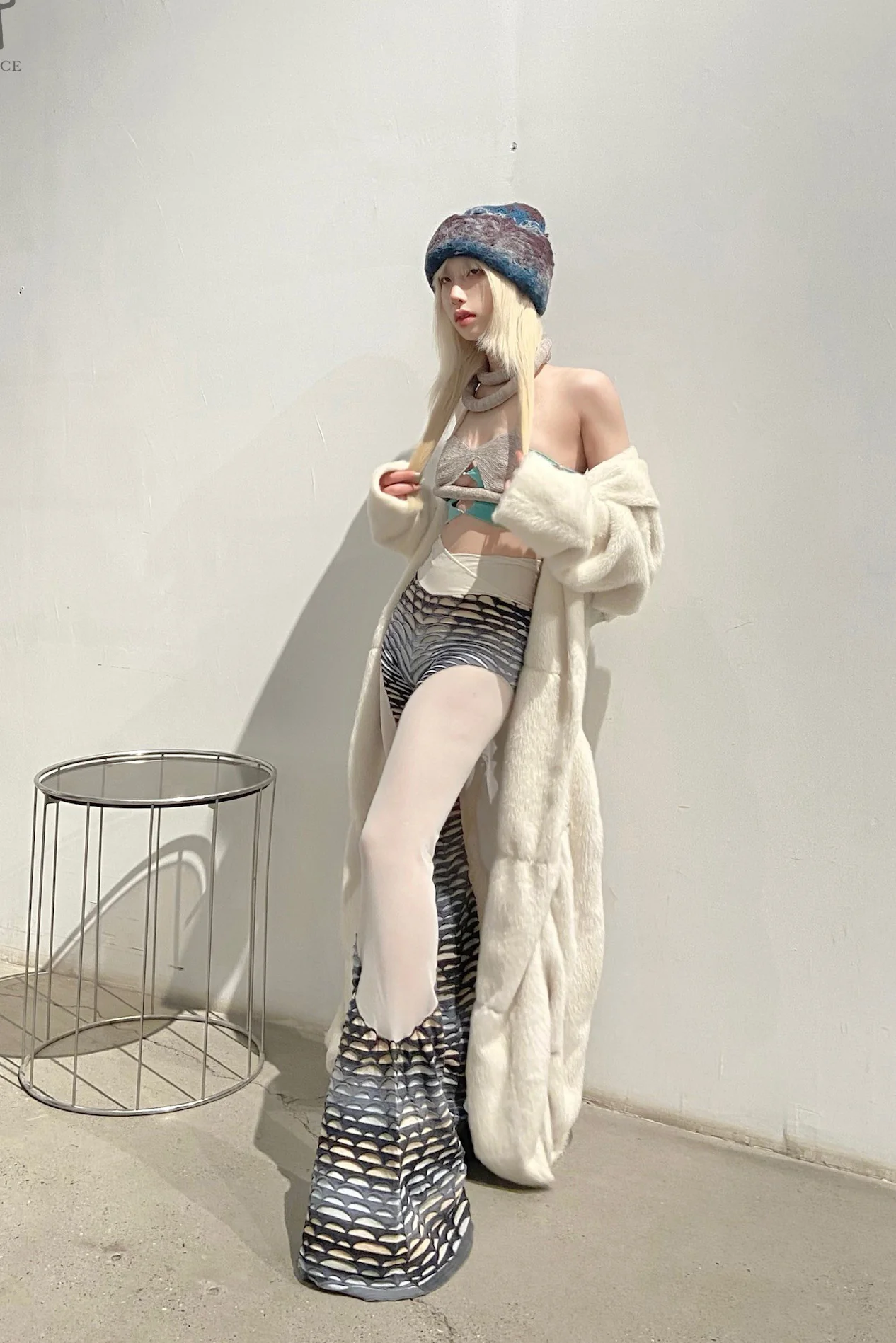 RUI fish scale stitching mesh flared pants RSS23KN06 nightfall black and gray gradient - Image 35