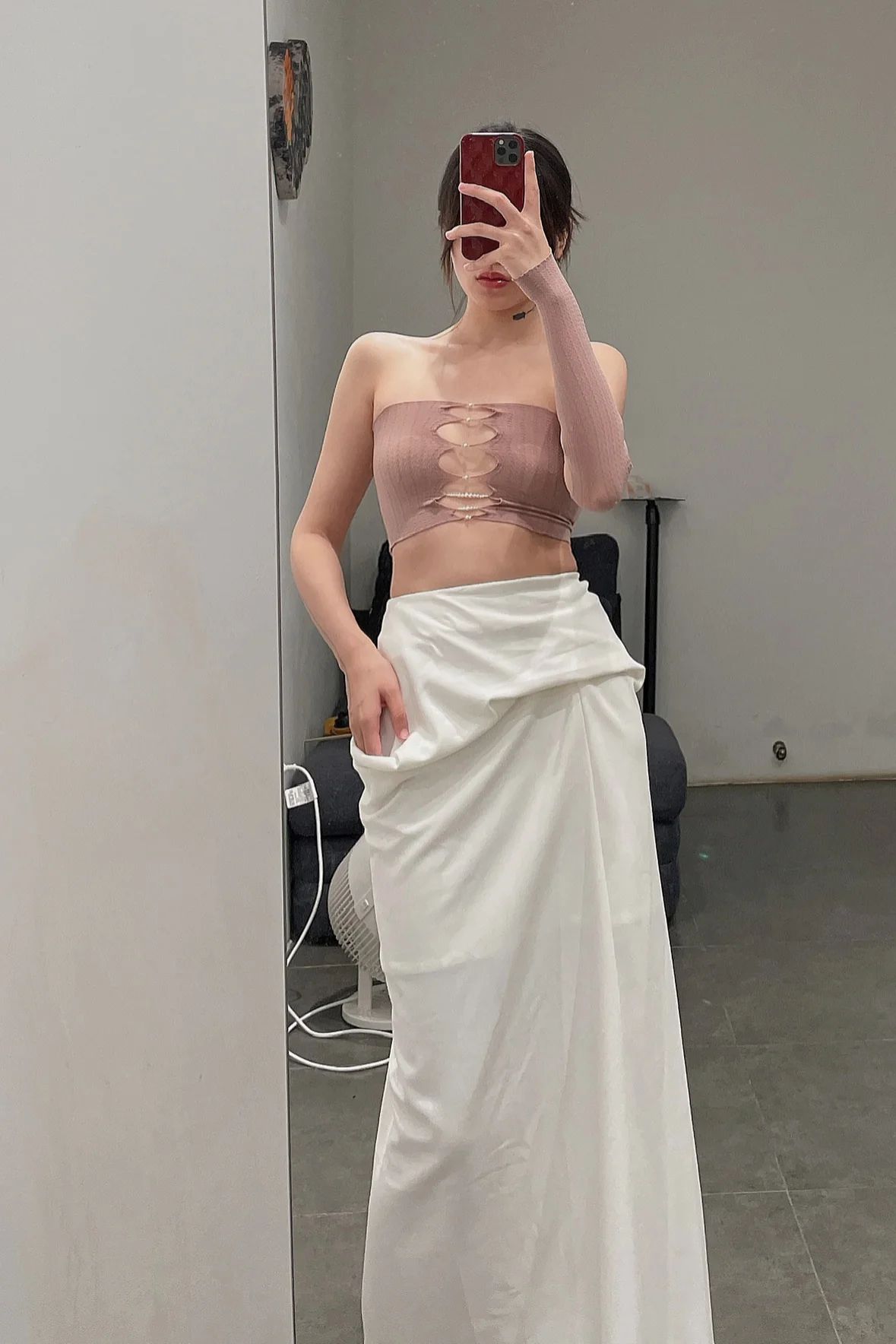 Rui Zhou SF03 Series One-Piece Strapless Bra with Crystal Pearl Necklace RUI-RUIFW21SF03TR-QIANFEN Light Pink Tea Rose - Image 2