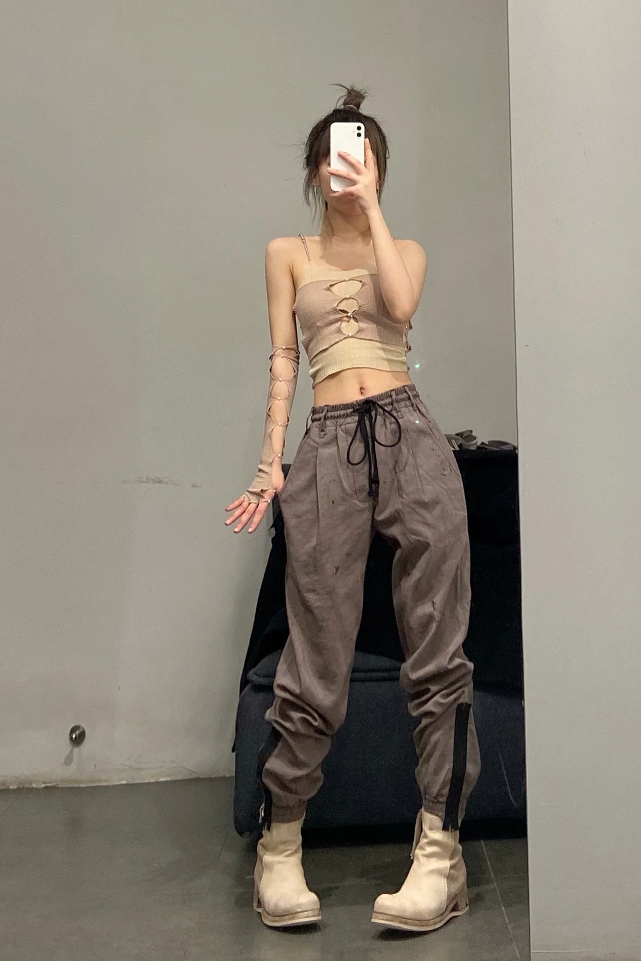 Rui Zhou R013 Sleeve Series Pearl Chain Single Finger Sleeve RUI-R013-AW20-HUIFEN Gray Powder - Image 16
