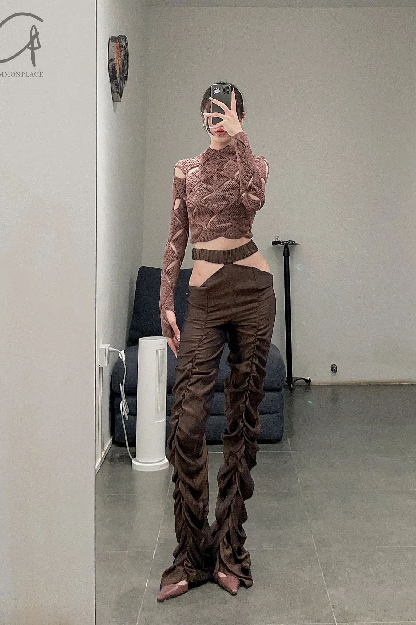 RUI smocked trousers RAW22WV01 Metallic chocolate metallic dark brown - Image 14