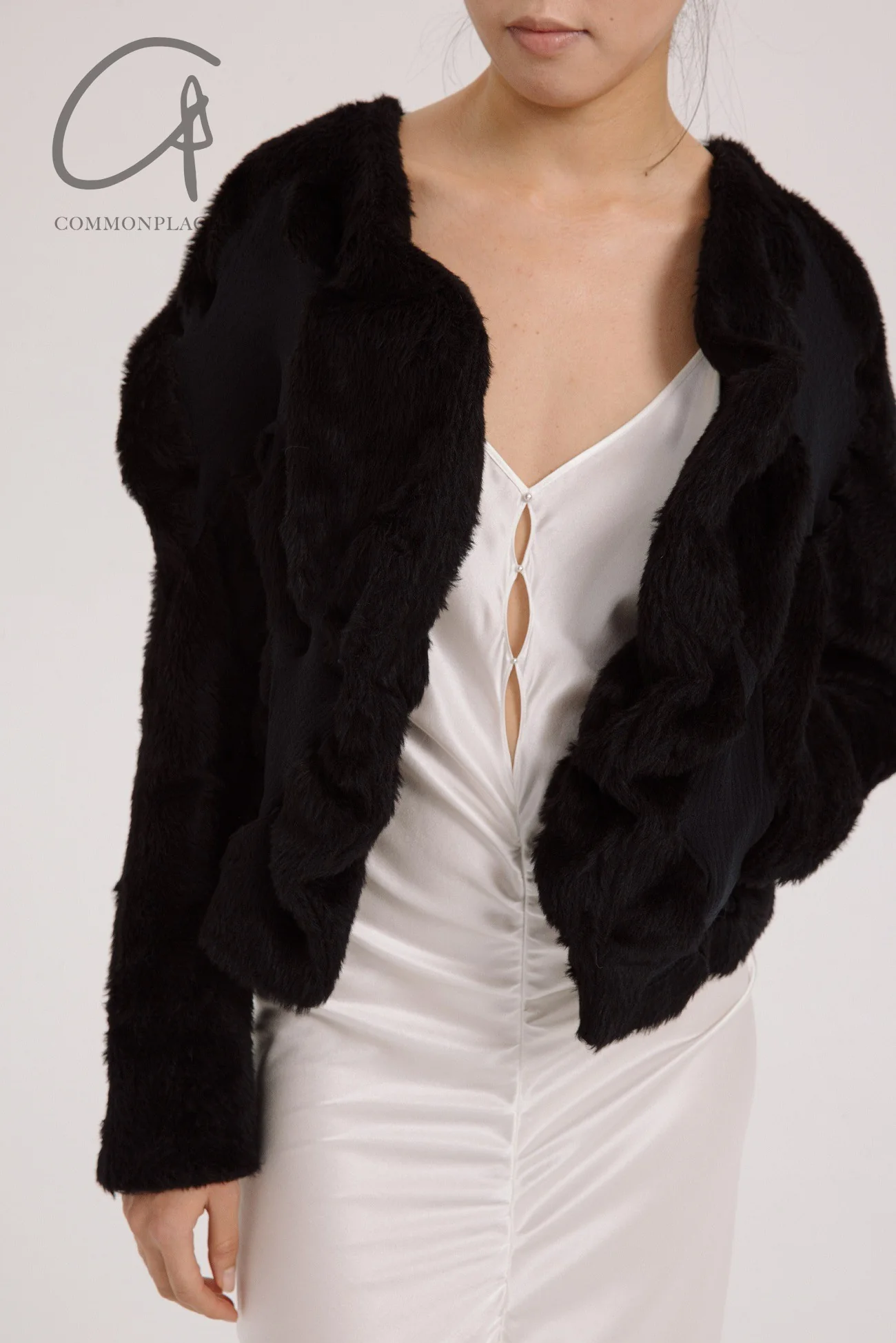 RUI Special Texture Short Jacket RUIFW21WV04 Black Onyx - Image 3