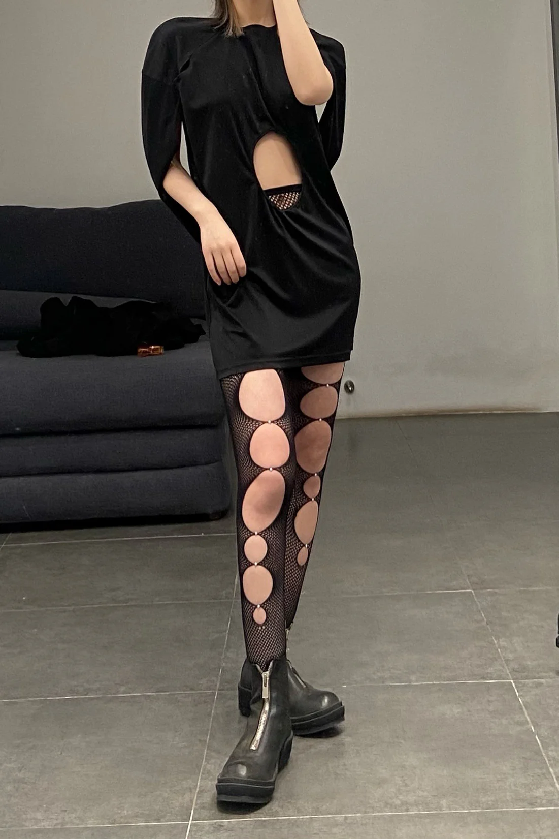 RUI SS21-R014 Fishnet Socks ONYX - Image 2