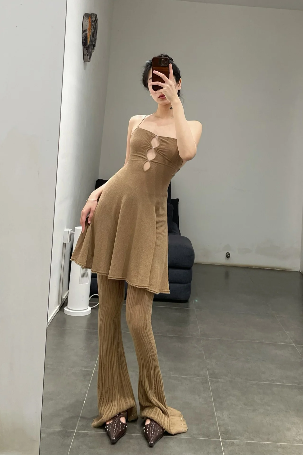 RUI suspender hollow dress RSS24KN11 coffee - Image 10