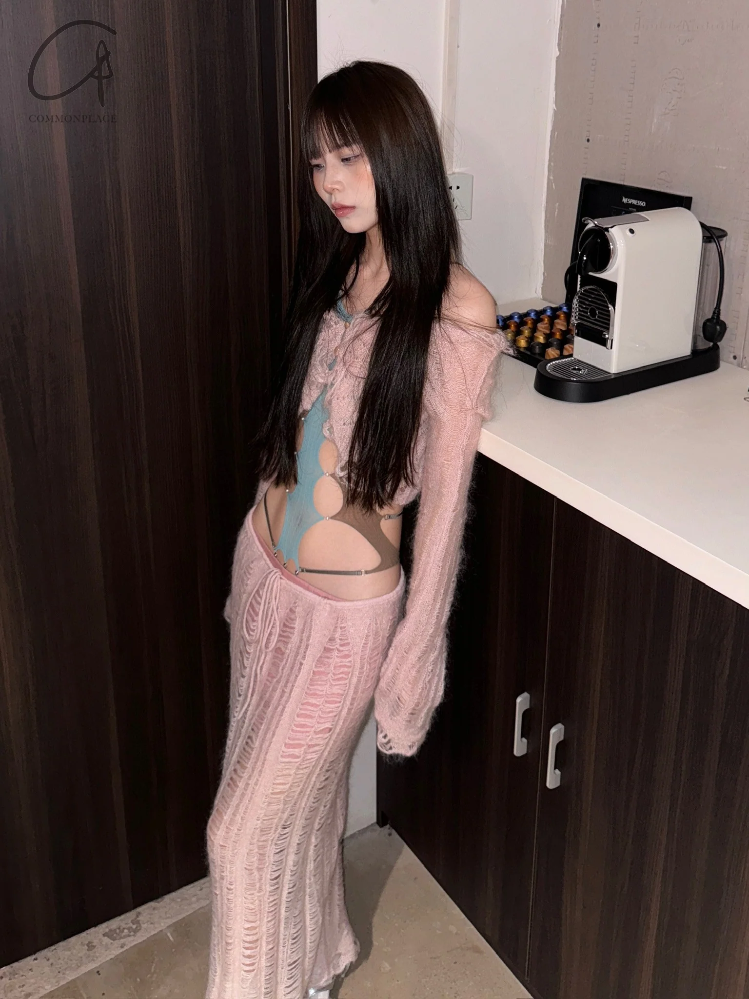 Rui Zhou 24 Autumn and Winter Beaded Floating Line Cardigan RUI-RAW24KN01-FEN Pink - Image 15