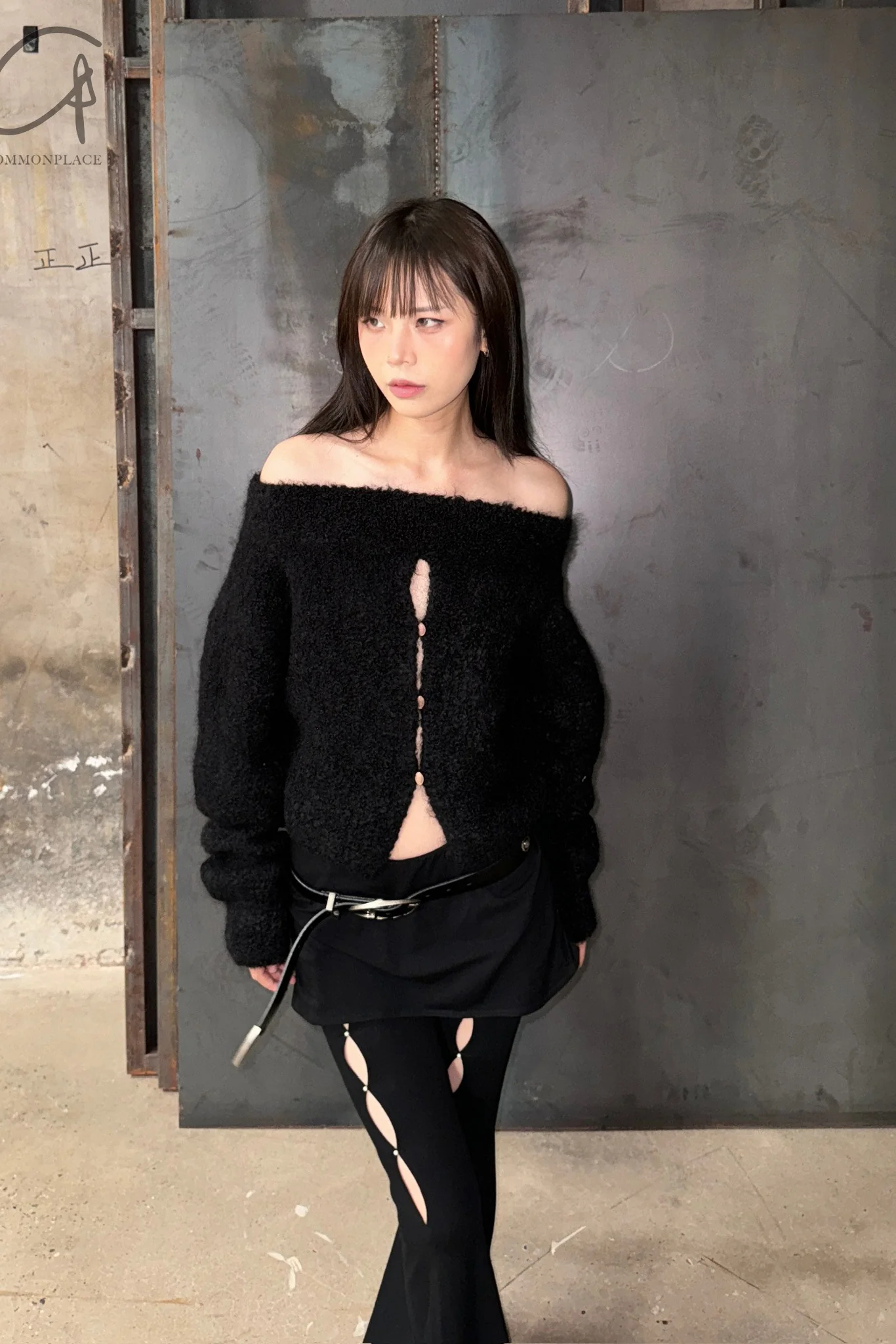 Rui Zhou 24 autumn and winter hollow flared skirt pants RUI-RAW24WV06-HEI black - Image 15