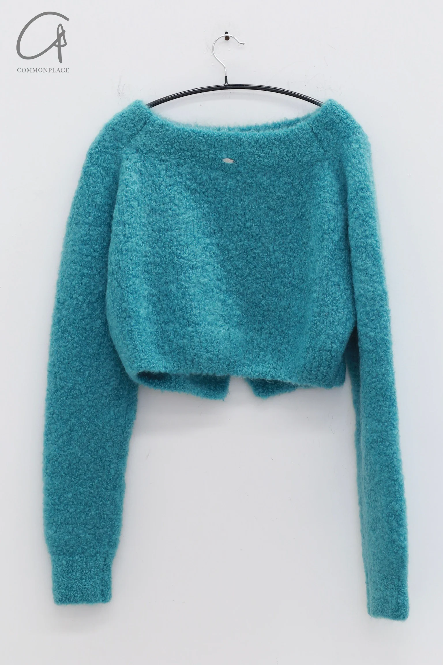 Rui Zhou 24 Autumn and Winter Plush One Shoulder Sweater RUI-RAW24KN07-QINGBI Green - Image 8