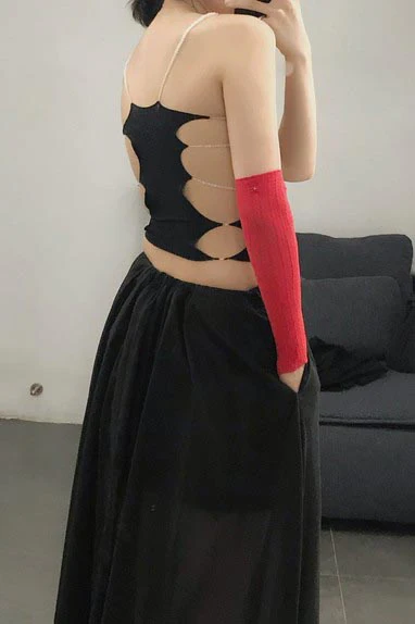 Rui Zhou One-handed cuff R009 series Pearl link elastic comfort Contemporary art Experimental Skin-friendly RUI-GLOVER009-HONG Red - Image 20