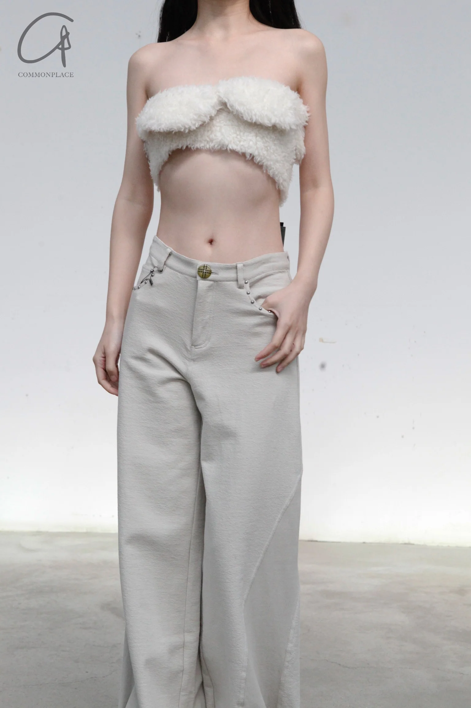 RUI zipper plush bandeau RAW23WV14 white - Image 2