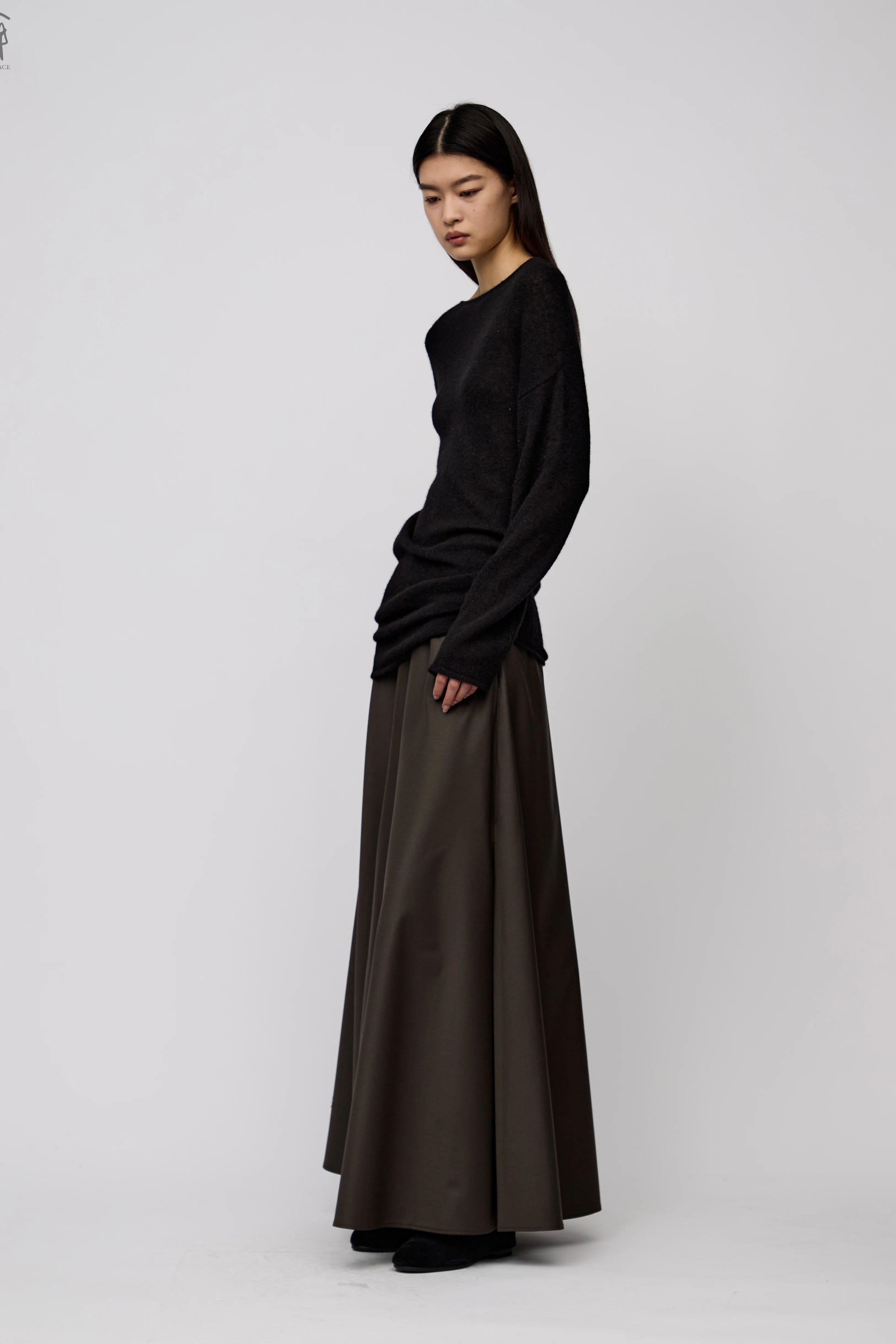 RUOHAN 24 autumn and winter irregular cashmere top RH-RHKN141AW24-HEI black RHKN141AW24 RHKN114AW24 - Image 4