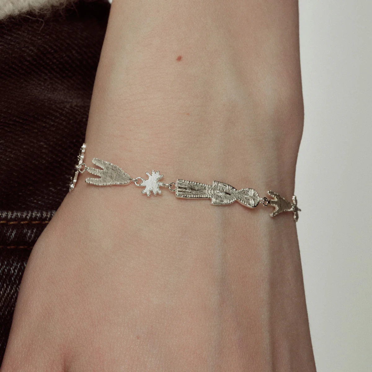 SALE E PEPE Sterling Silver Celebration Bracelet SEP-SP03A03-YIN Silver - Image 2