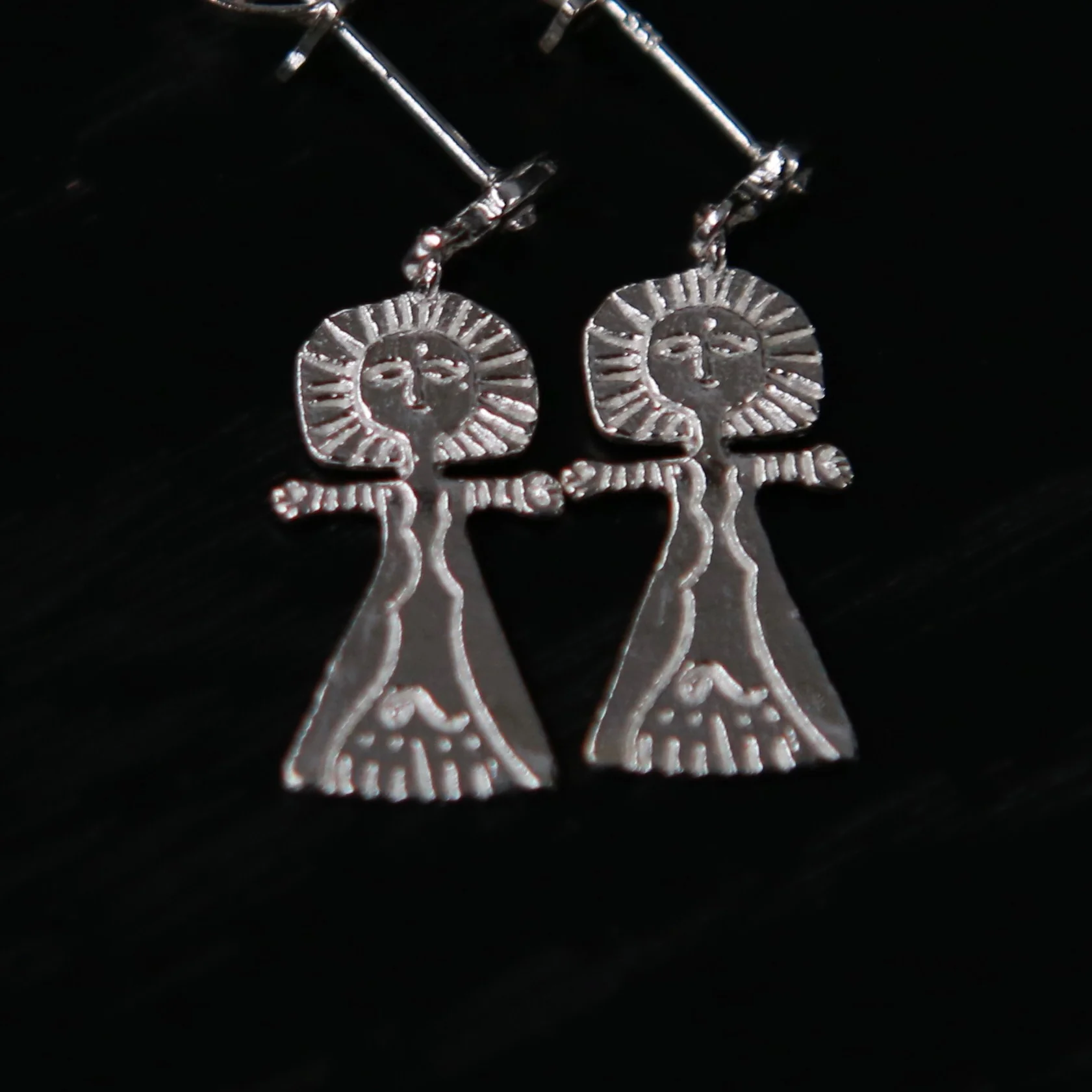 SALE E PEPE Sterling Silver/Gold Plated Poseidon Earrings SEP-SP04E01-YIN-F-HCC Silver - Image 3