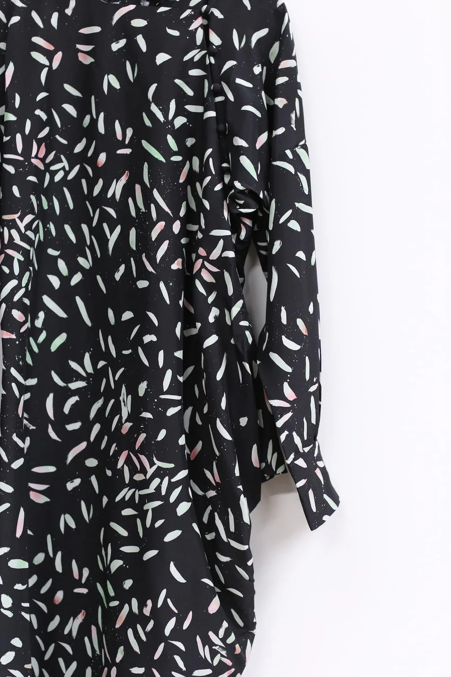 SAMUEL GUI YANG Long Skirt AW22DR01-2 Petals AW22DR01 - Image 5