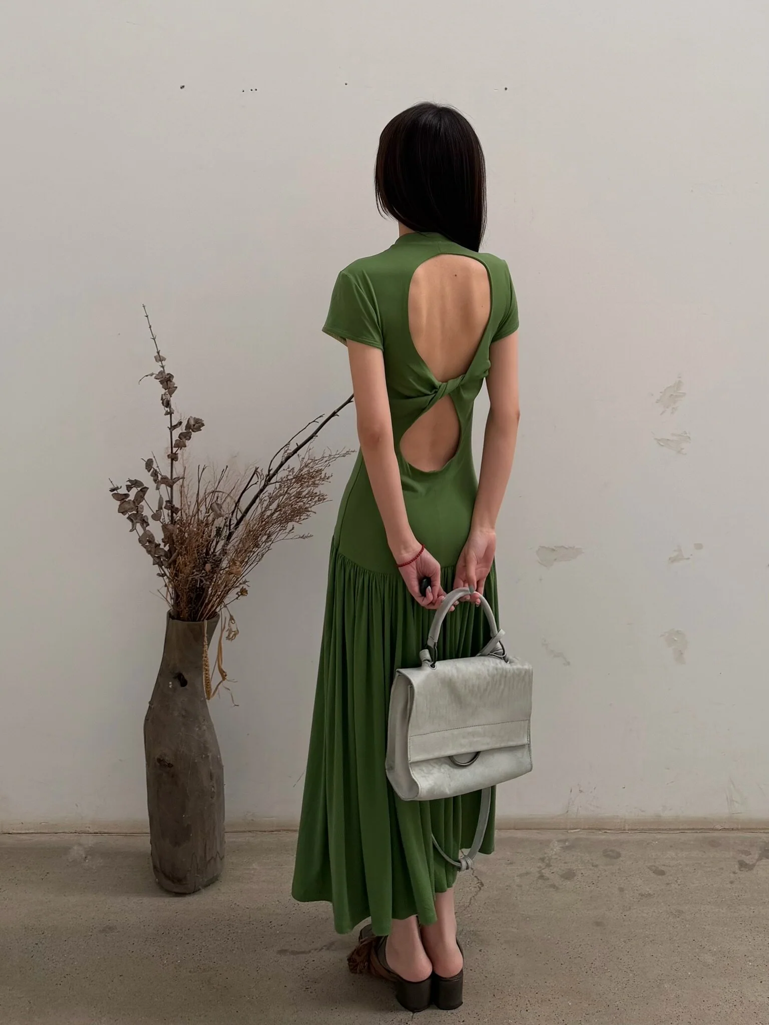 SAMUEL GUI YANG Spring/Summer 2026 Open Back Dress SGY-SS26CPSDR04-1-1-MOSSGREEN - Image 20