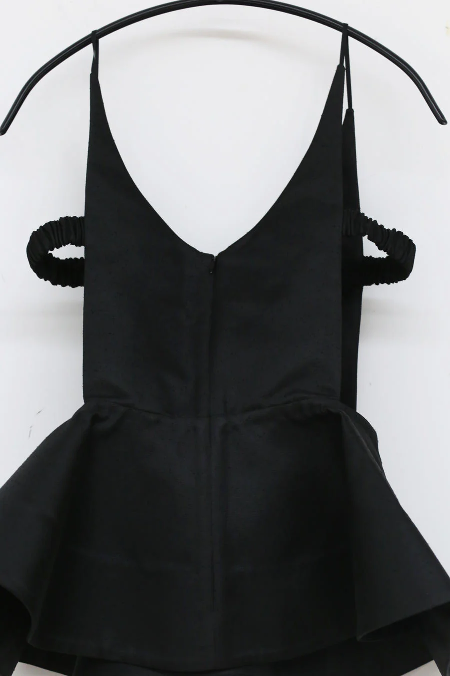 SHUSHUTONG ruffle sling top aw21to02 black - Image 14