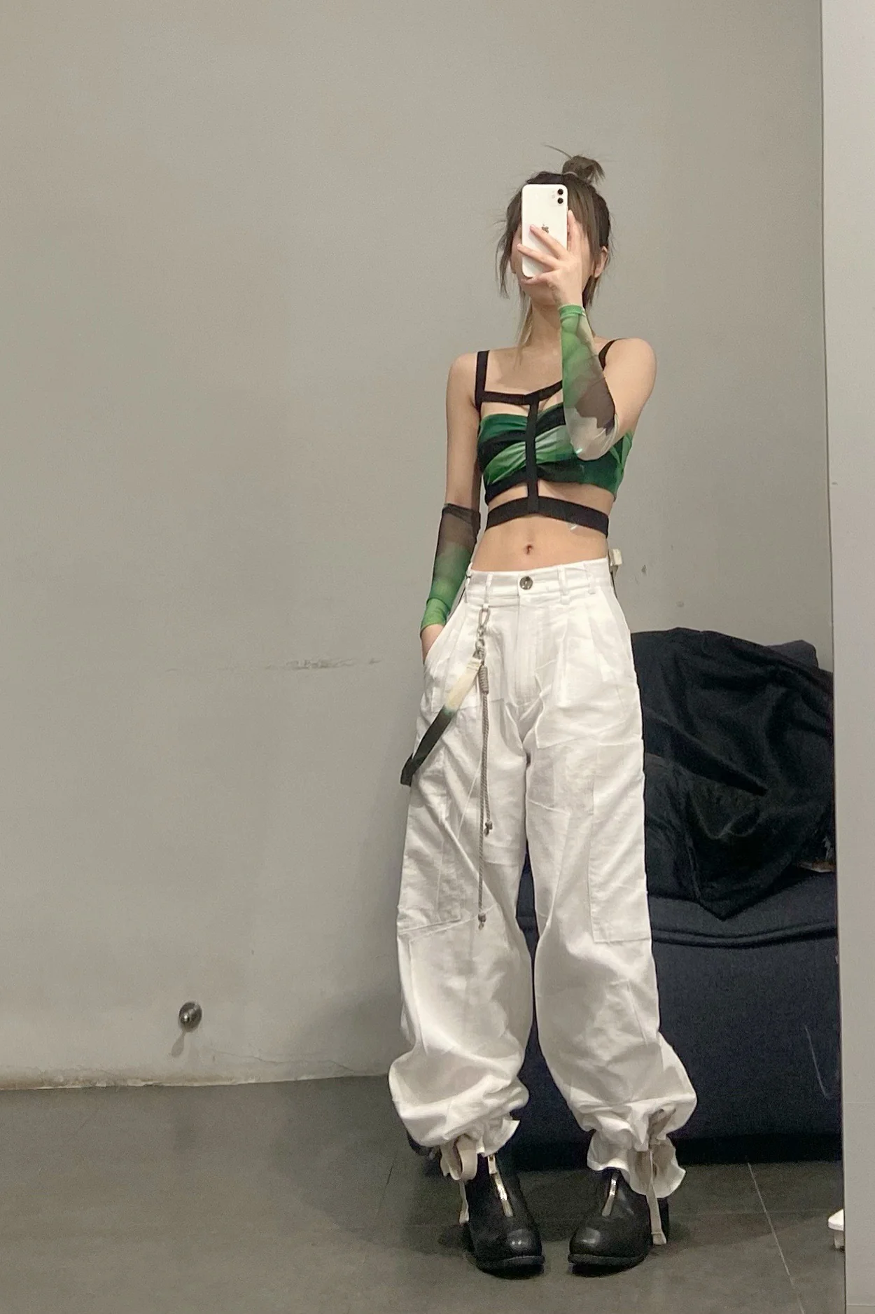 Song for the mute lining patch pocket pants 211_WPTO32L_COPAWHT - Image 22