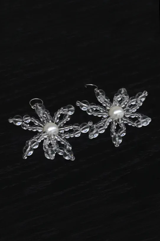 Susanfang Bubble Pearl Snowflake Earrings AW20EAR003GL01PEA001 - Image 2
