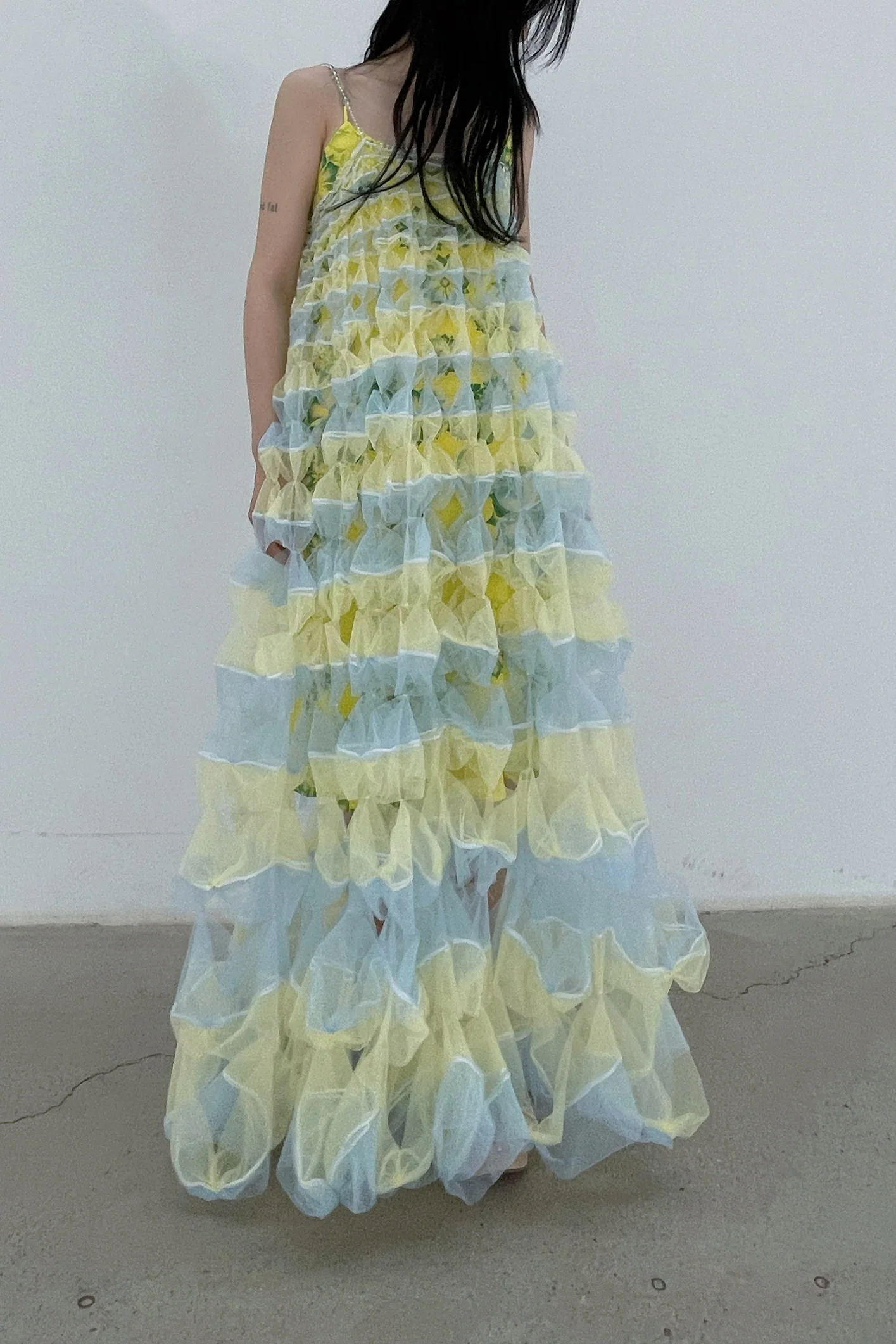 Susanfang multicolor stitching suspender skirt (with petticoat) AW21DRE24POLMULTI - Image 13