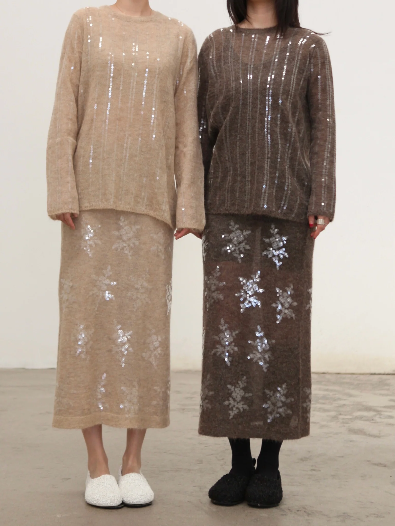 SWAYING 2025 Fall/Winter Collection: Beaded Alpaca Wool Sweater/Skirt Set SW-SW25AW3B05C1S2-XING (Floral design, beige color) Skirt (SW25AW1T07C1S4) - Image 11