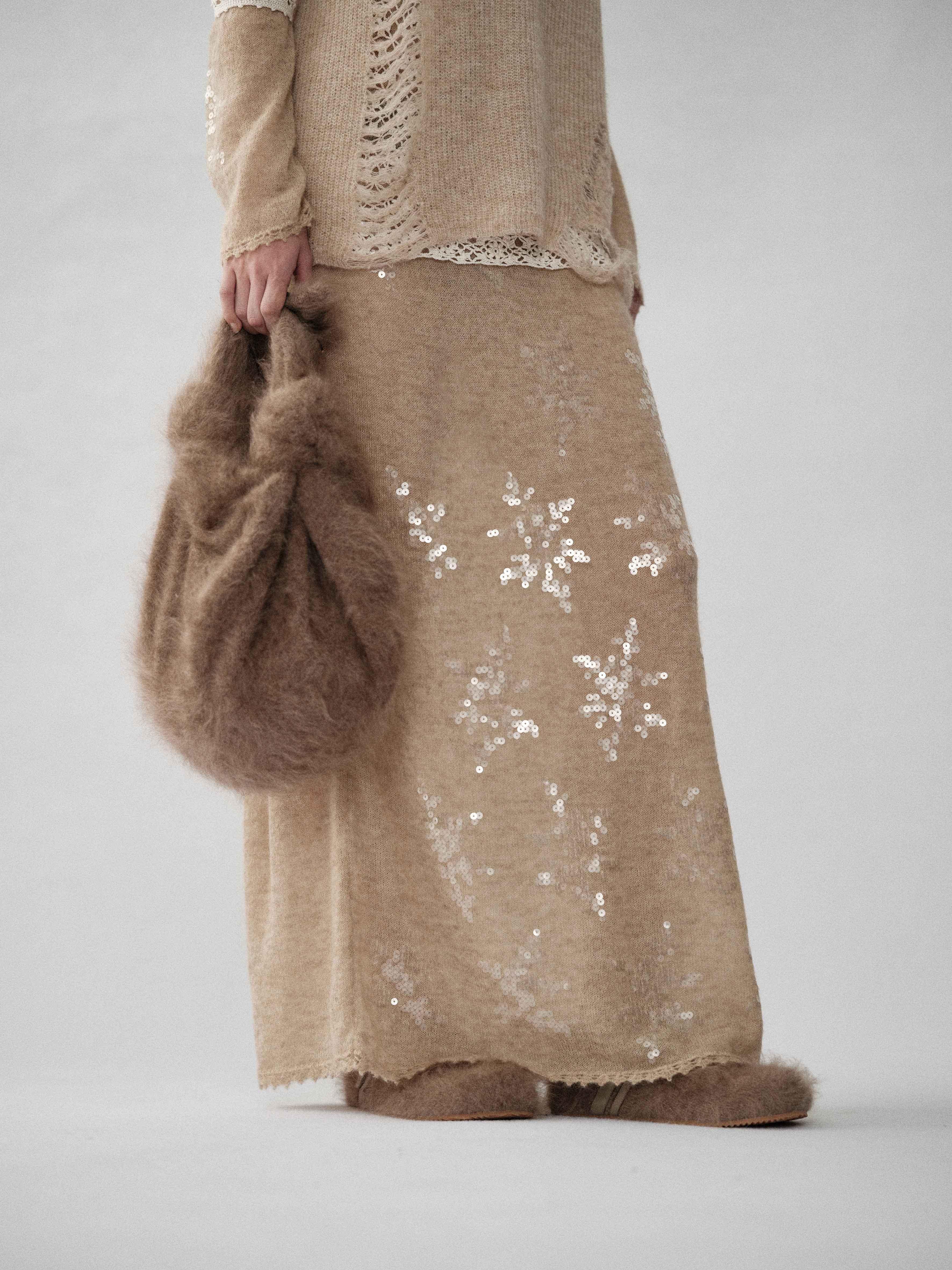 SWAYING 2025 Fall/Winter Collection: Beaded Alpaca Wool Sweater/Skirt Set SW-SW25AW3B05C1S2-XING (Floral design, beige color) Skirt (SW25AW1T07C1S4) - Image 6