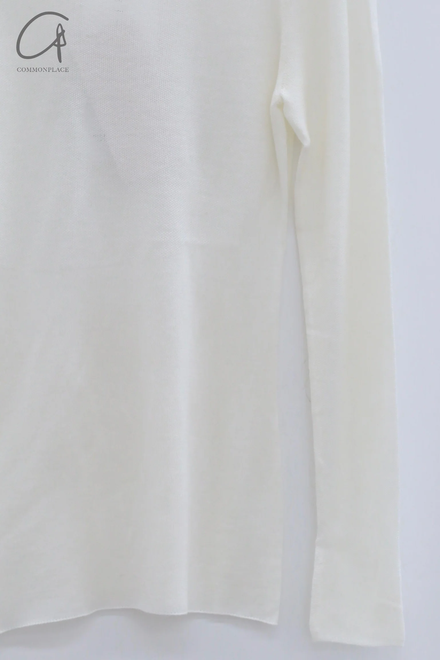 SWAYING 24 Autumn and Winter Wool Blended One-shoulder Lamb Leg Sleeve Top SW-SW24AW1T13-BAI White - Image 7