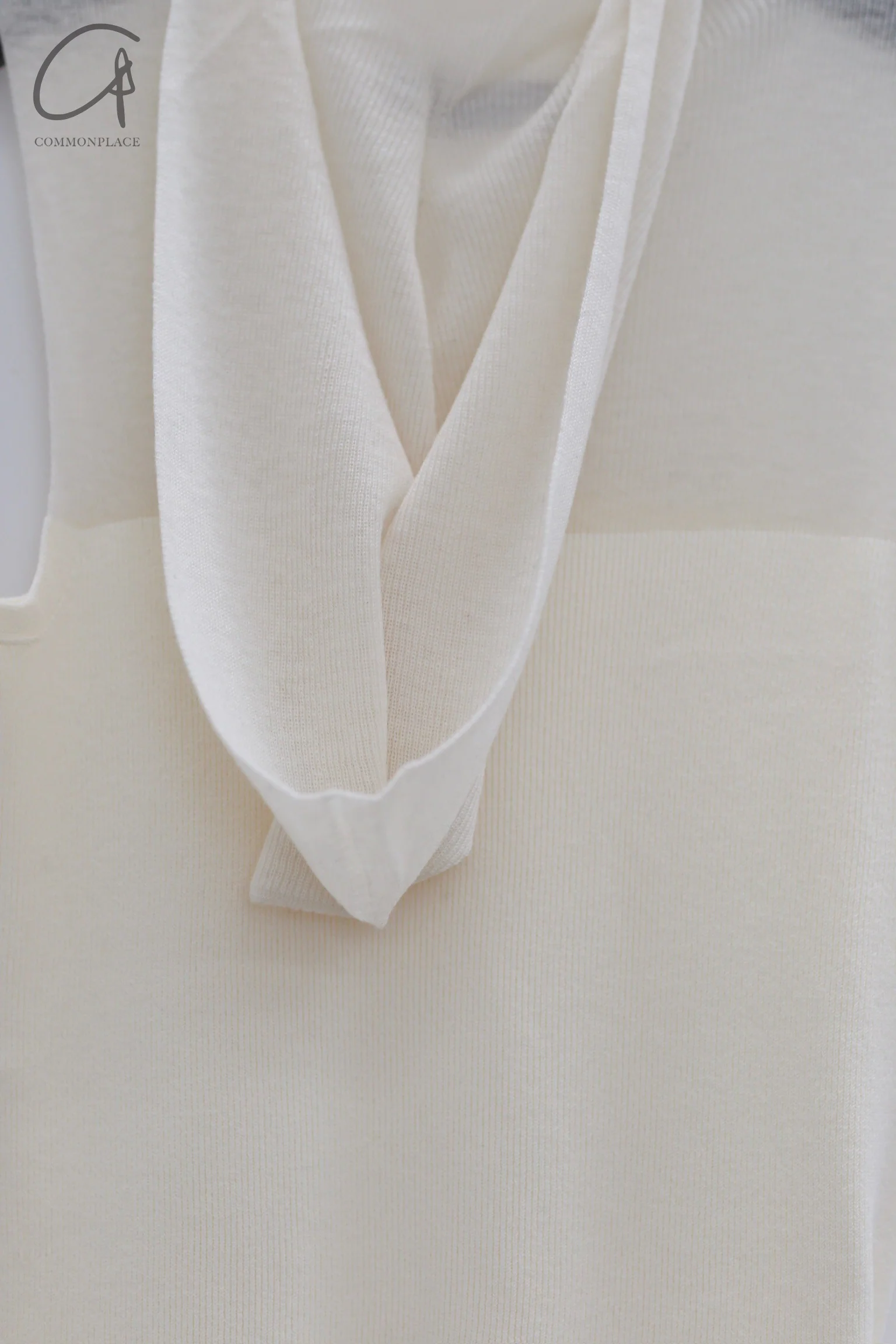 SWAYING 24 Early Autumn Seamless Hooded Vest SW-SW24PF1T10-BAI White - Image 9