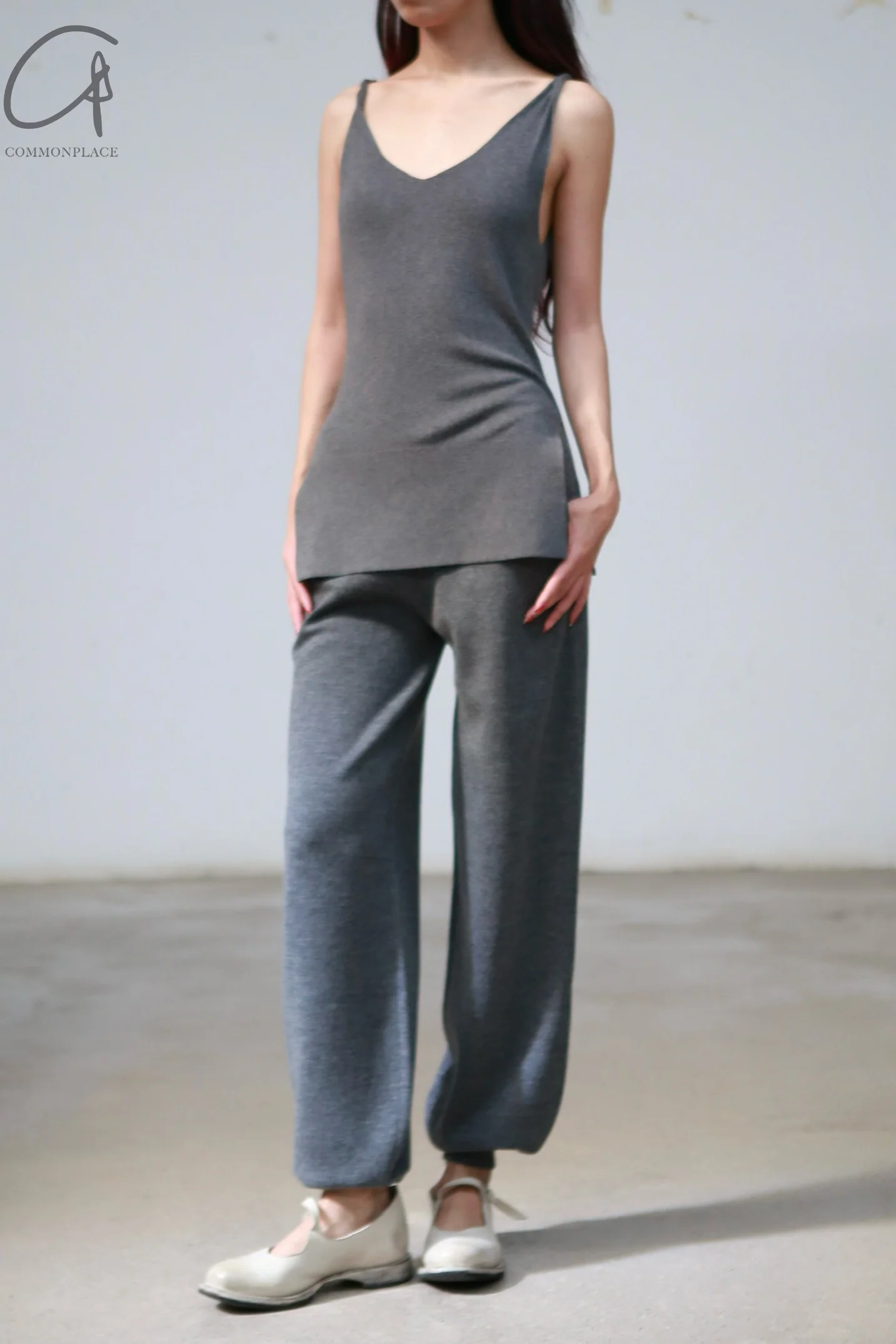 SWAYING 24 Early Fall Wool Jogging Pants SW-SW24PF3B11-HUI Gray - Image 9