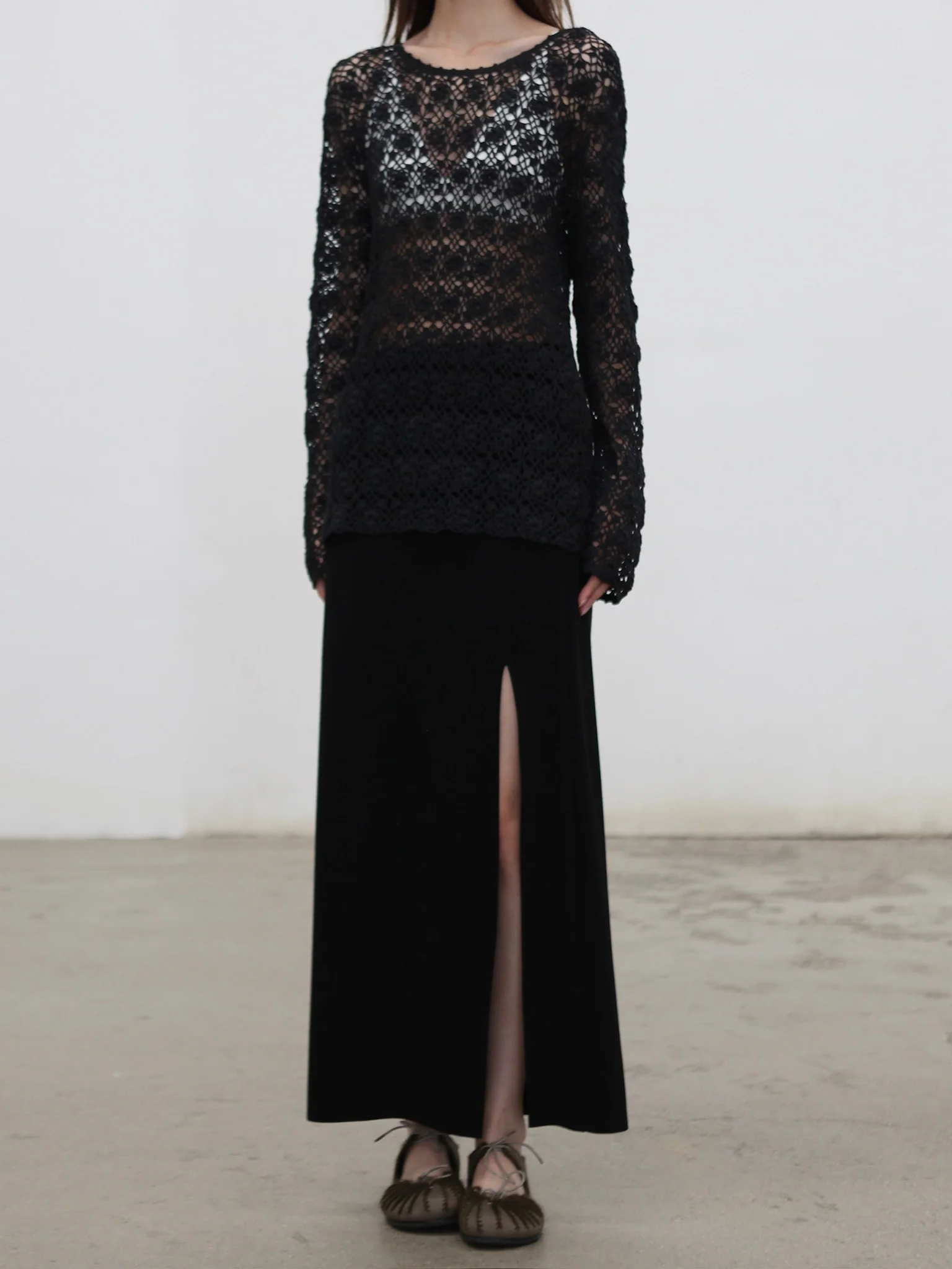 SWAYING 25 Autumn and Winter Crochet Silk Cotton Top SW-SW25AW1T16C4S2-HEILAN Black - Image 4