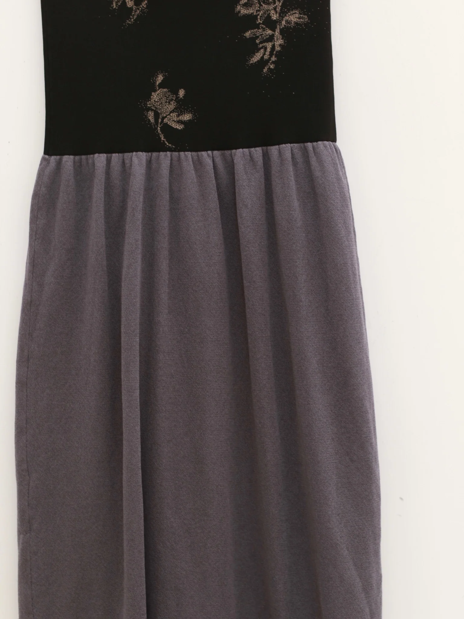 SWAYING 25 Early Autumn Floral Jacquard Tube Dress SW-SW25PF2L01C3-HL Gray Blue - Image 5