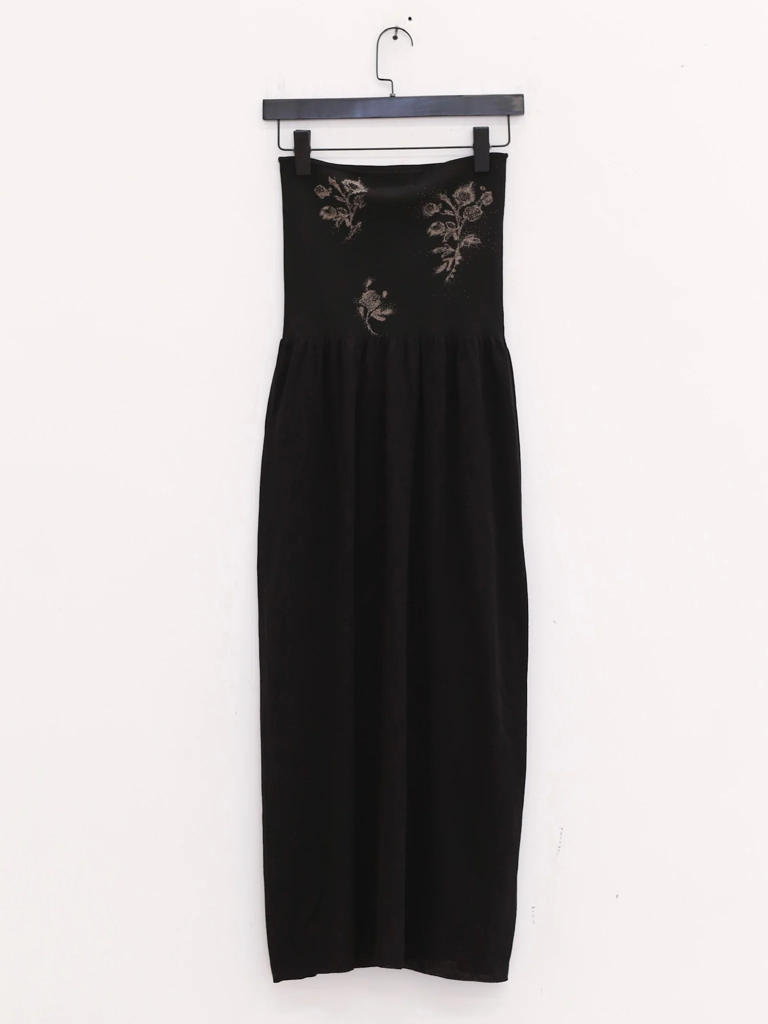 SWAYING 25 Early Autumn Floral Jacquard Tube Dress SW-SW25PF2L01C4-HEI Black - Image 3