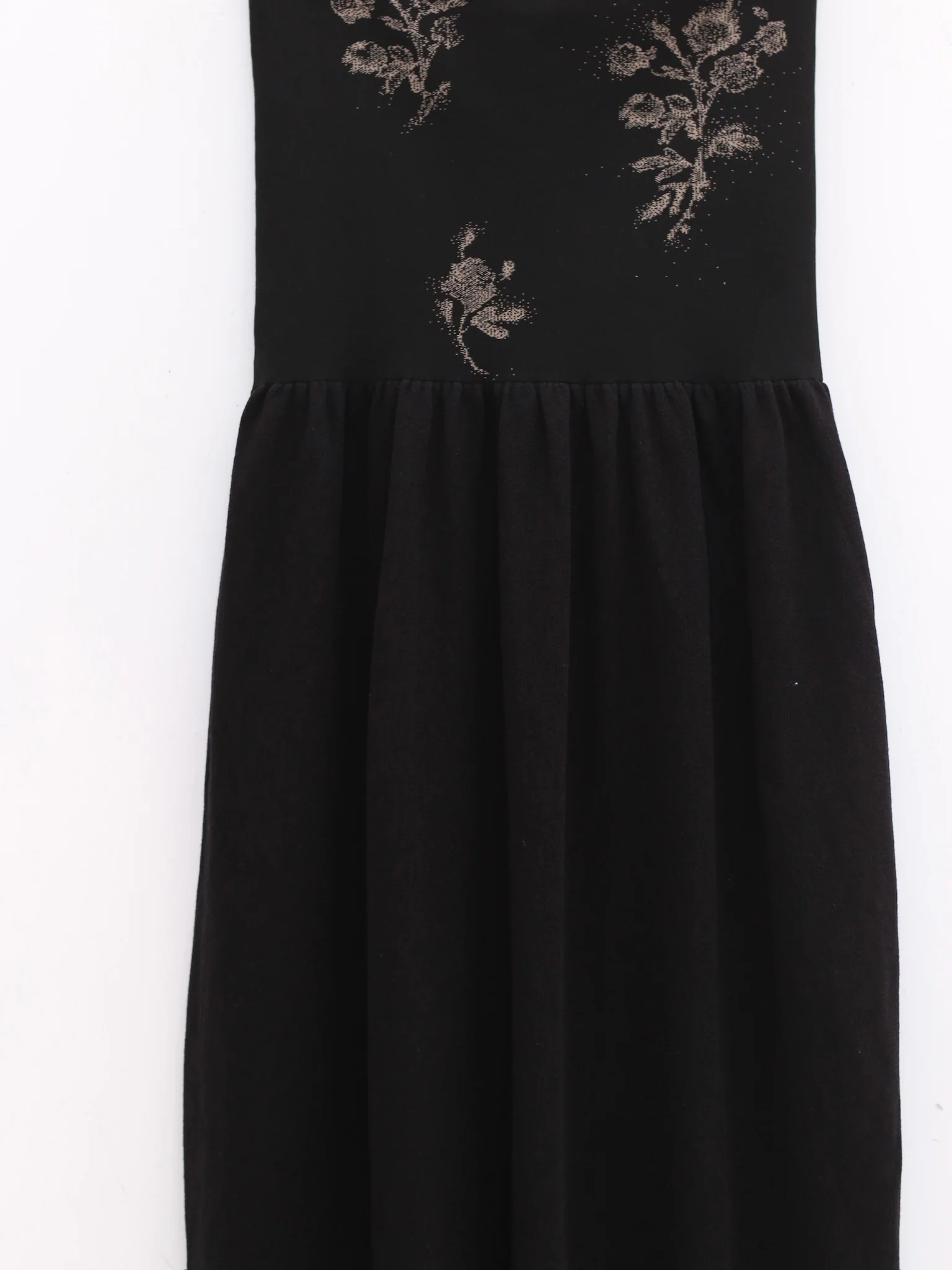 SWAYING 25 Early Autumn Floral Jacquard Tube Dress SW-SW25PF2L01C4-HEI Black - Image 5