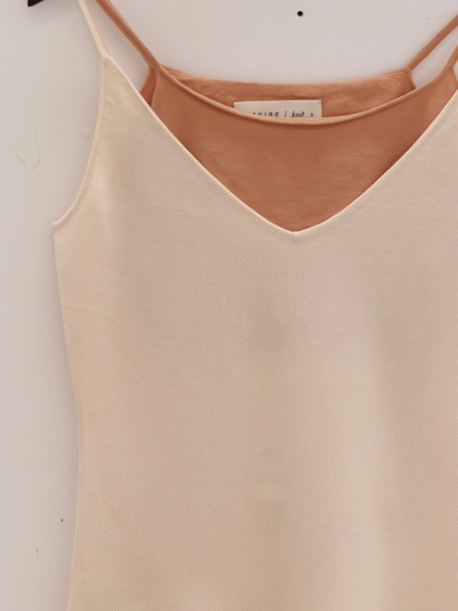 SWAYING 25 Early Autumn Two-piece Contrast Color Camisole SW-SW25PF1T02C1-QH Light Yellow - Image 3