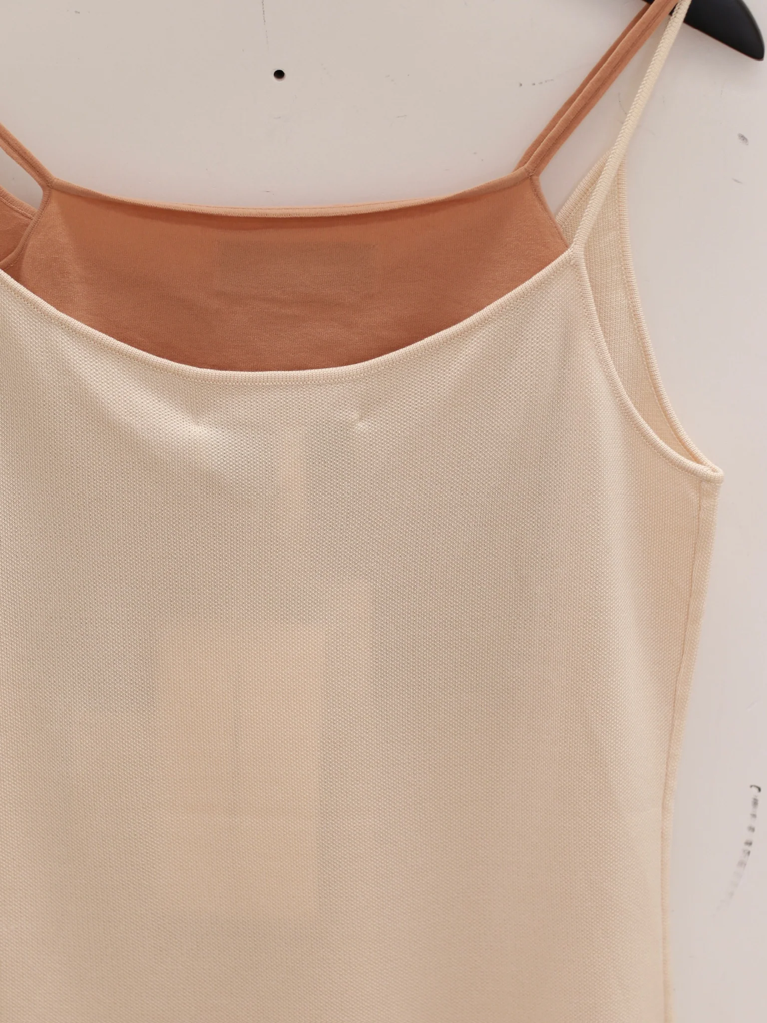 SWAYING 25 Early Autumn Two-piece Contrast Color Camisole SW-SW25PF1T02C1-QH Light Yellow - Image 4