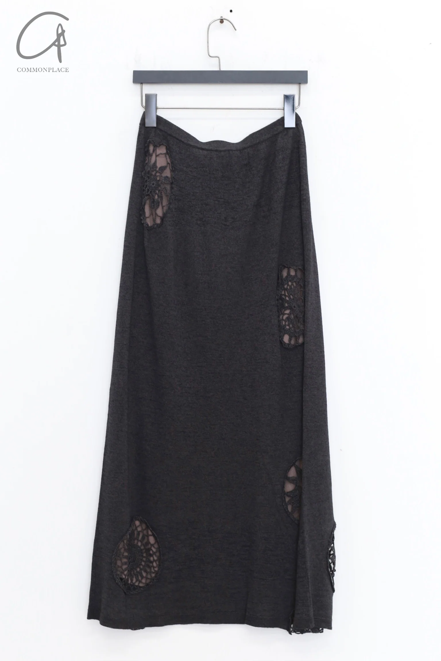SWAYING 25 Early Spring Crochet Detail Skirt SW-SW25PS3B03-HEIHUI Gray and Black SW25PS3B03 - Image 4