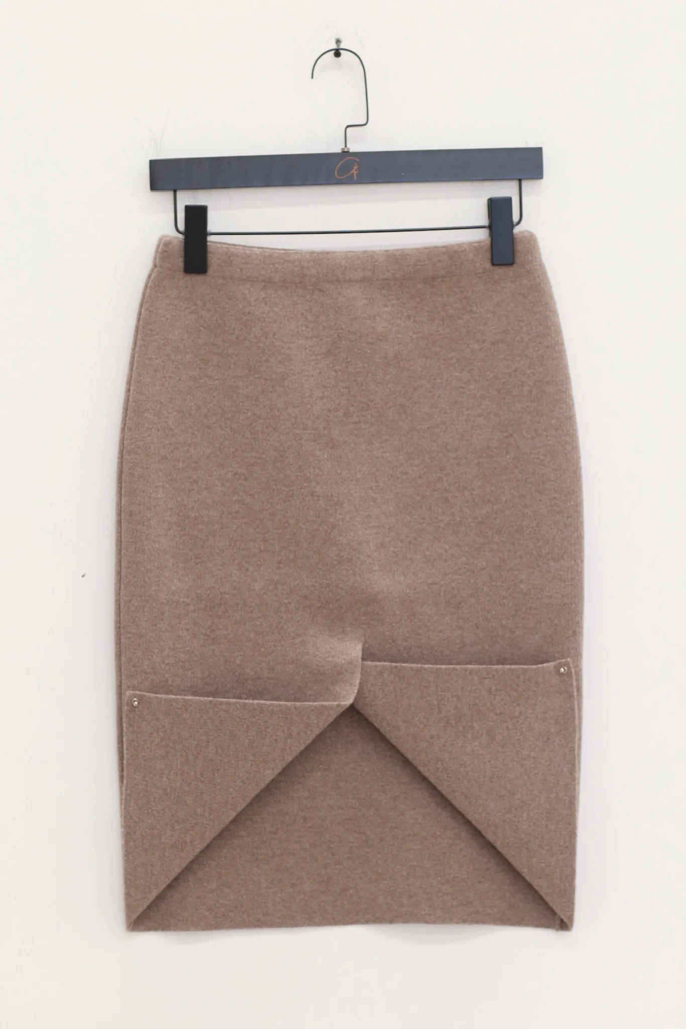 SWAYING 25 Fall/Winter Collection: Folded-hem Wool Skirt SW-SW25AW3B17C1S2-TUO (Camel) - Image 2