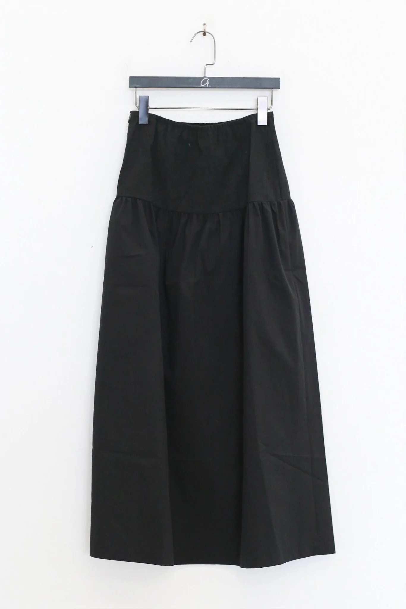 SWAYING 26 Early Spring Patchwork Pleated Midi Skirt SW-SW26PS3B05-HEI Black - Image 2