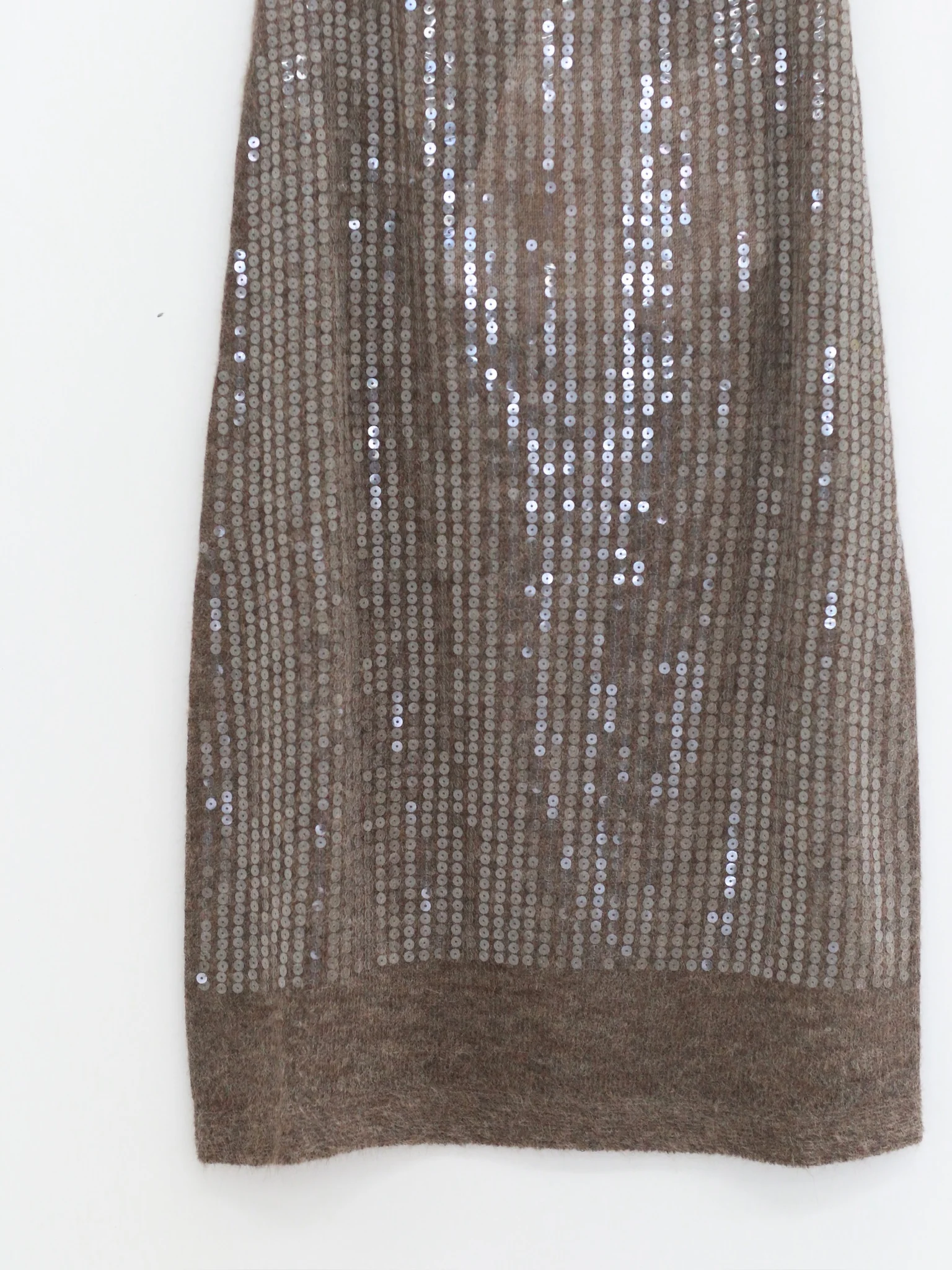 SWAYING Fall/Winter 2025: Beaded alpaca wool sweater/skirt set SW-SW-SW25AW3B04-HUIZONG (Gray-brown) Skirt (SW25AW1T07C1S4) - Image 5