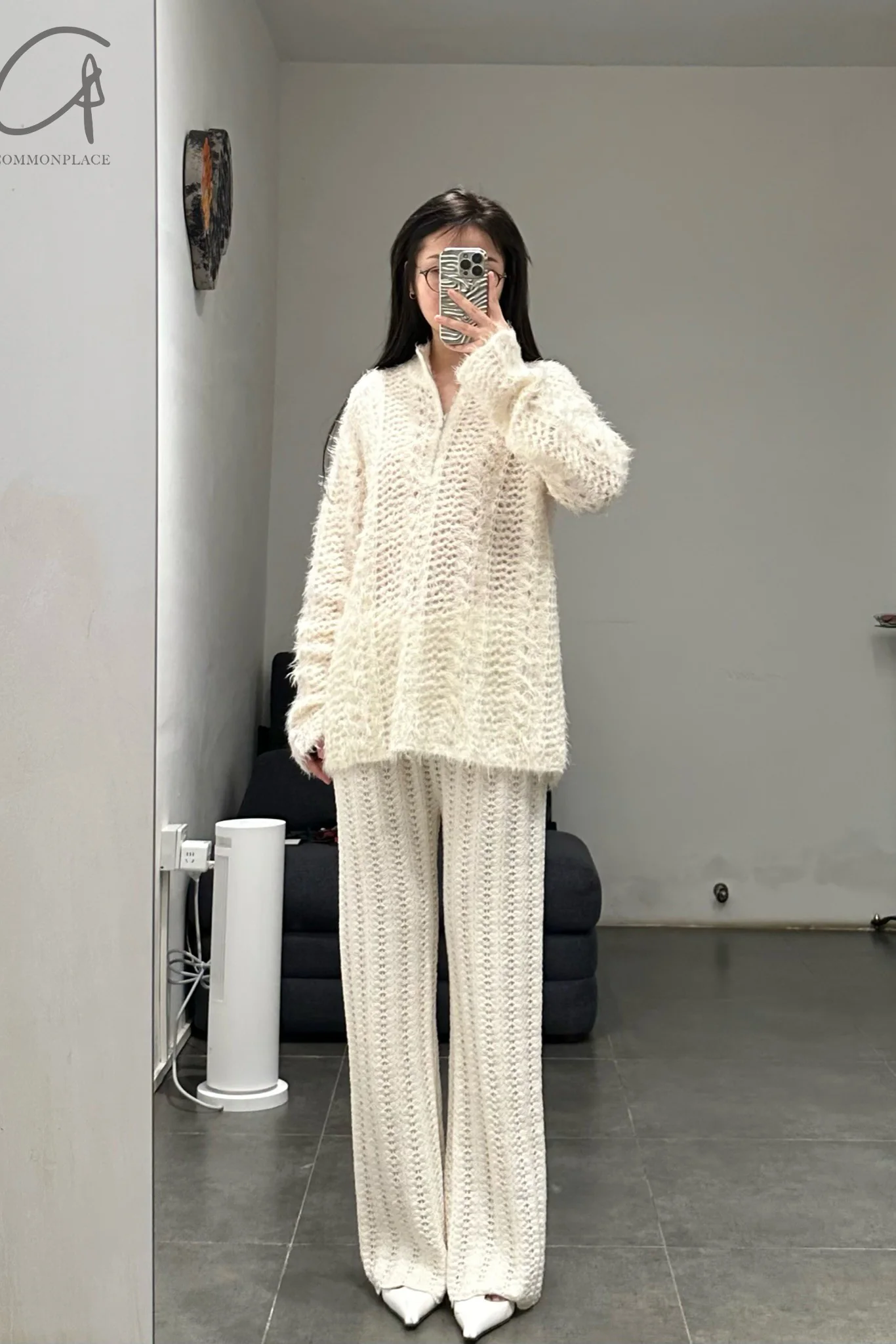 SWAYING/KNIT Half Zip Cutout Pullover SW22AW1T78 White - Image 9