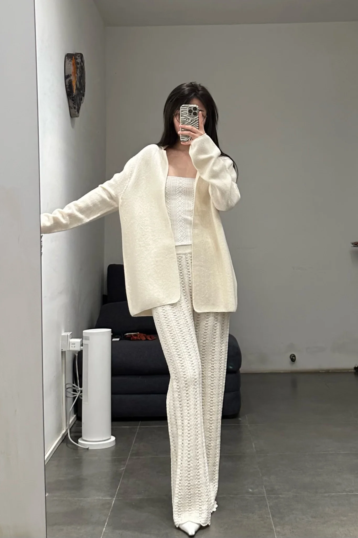 SWAYING/KNIT Scalloped fishbone trousers SW22AW3B25 White - Image 15