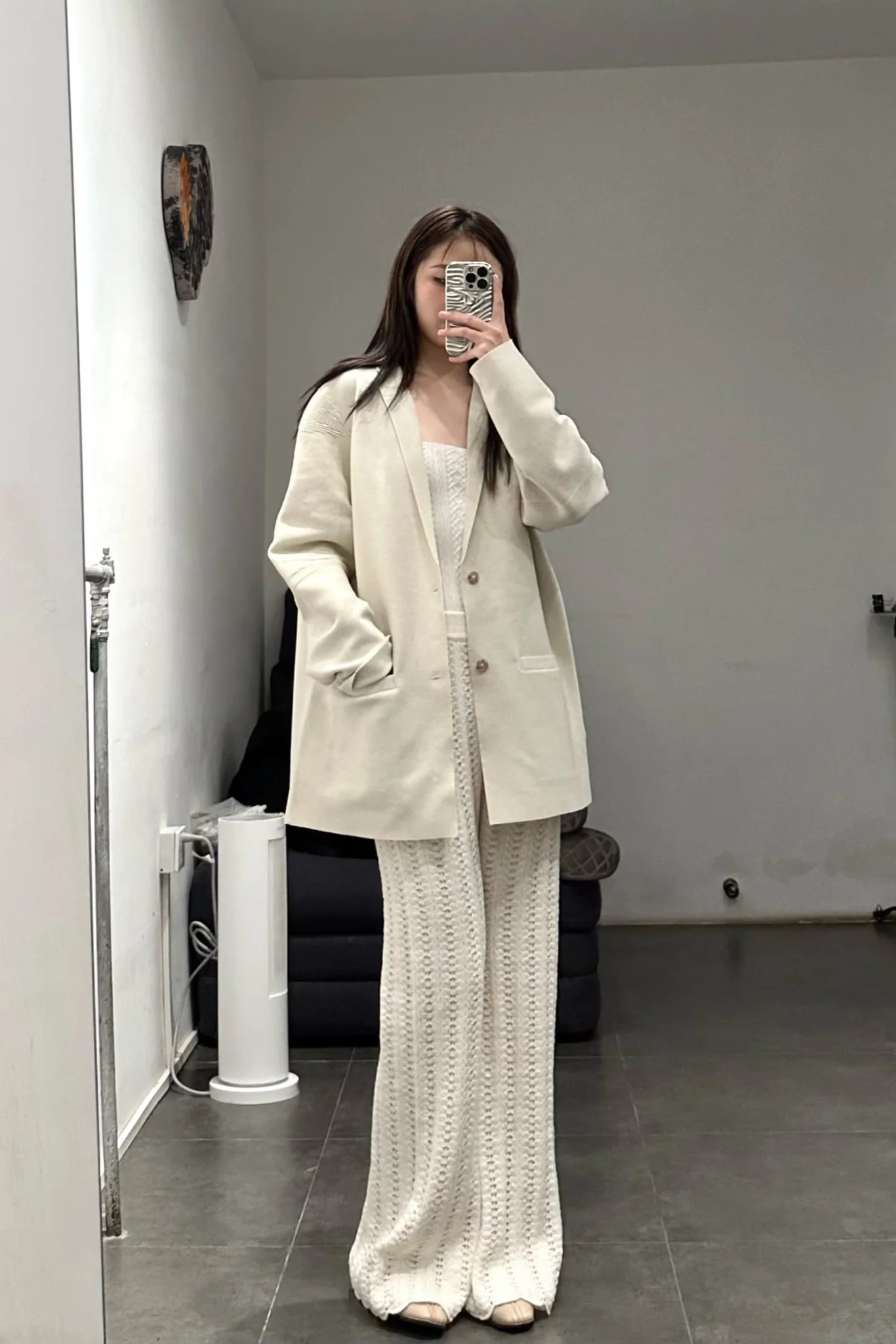 SWAYING/KNIT Scalloped fishbone trousers SW22AW3B25 White - Image 18