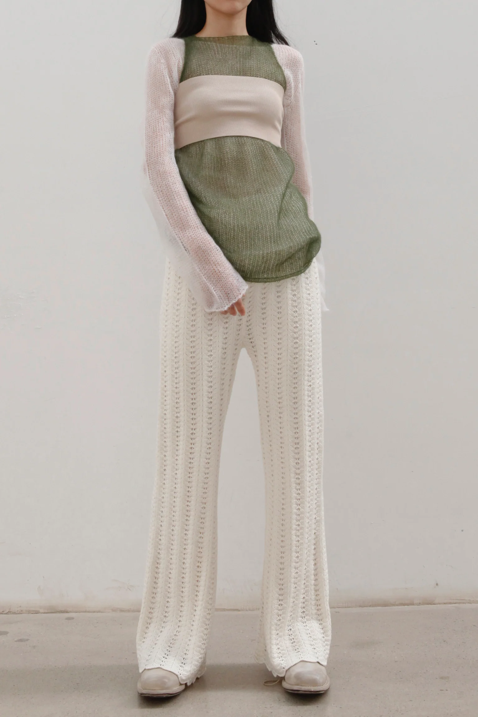 SWAYING/KNIT Scalloped fishbone trousers SW22AW3B25 White - Image 2