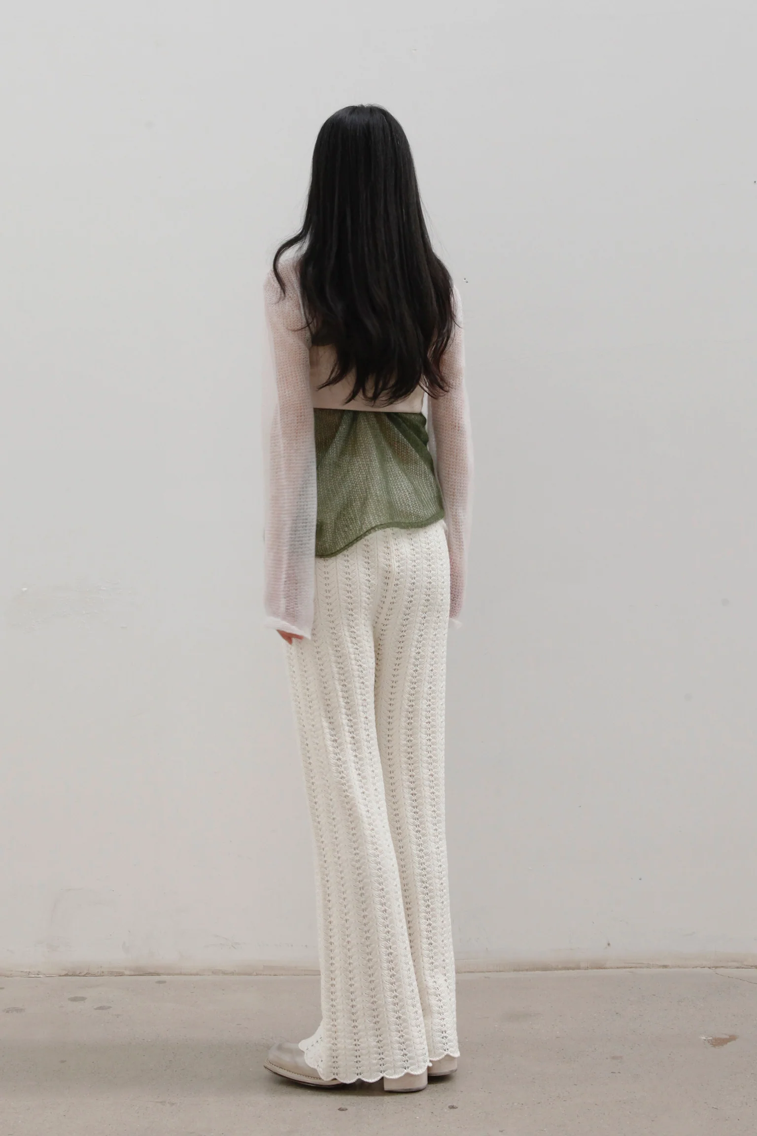 SWAYING/KNIT Scalloped fishbone trousers SW22AW3B25 White - Image 5