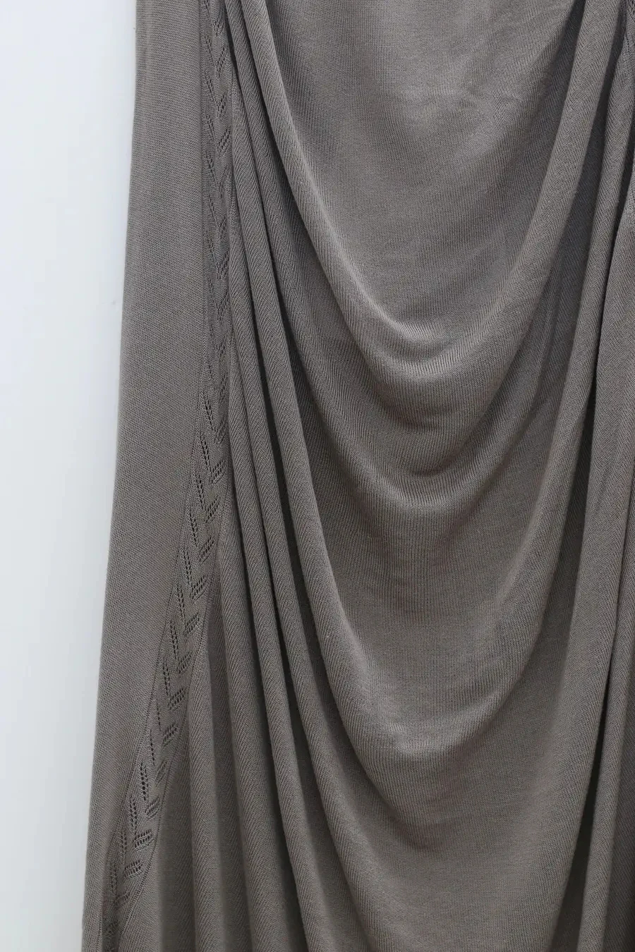 SWAYING/KNIT seamless round hem long skirt SW24SS3B24 gray green PS82 - Image 4