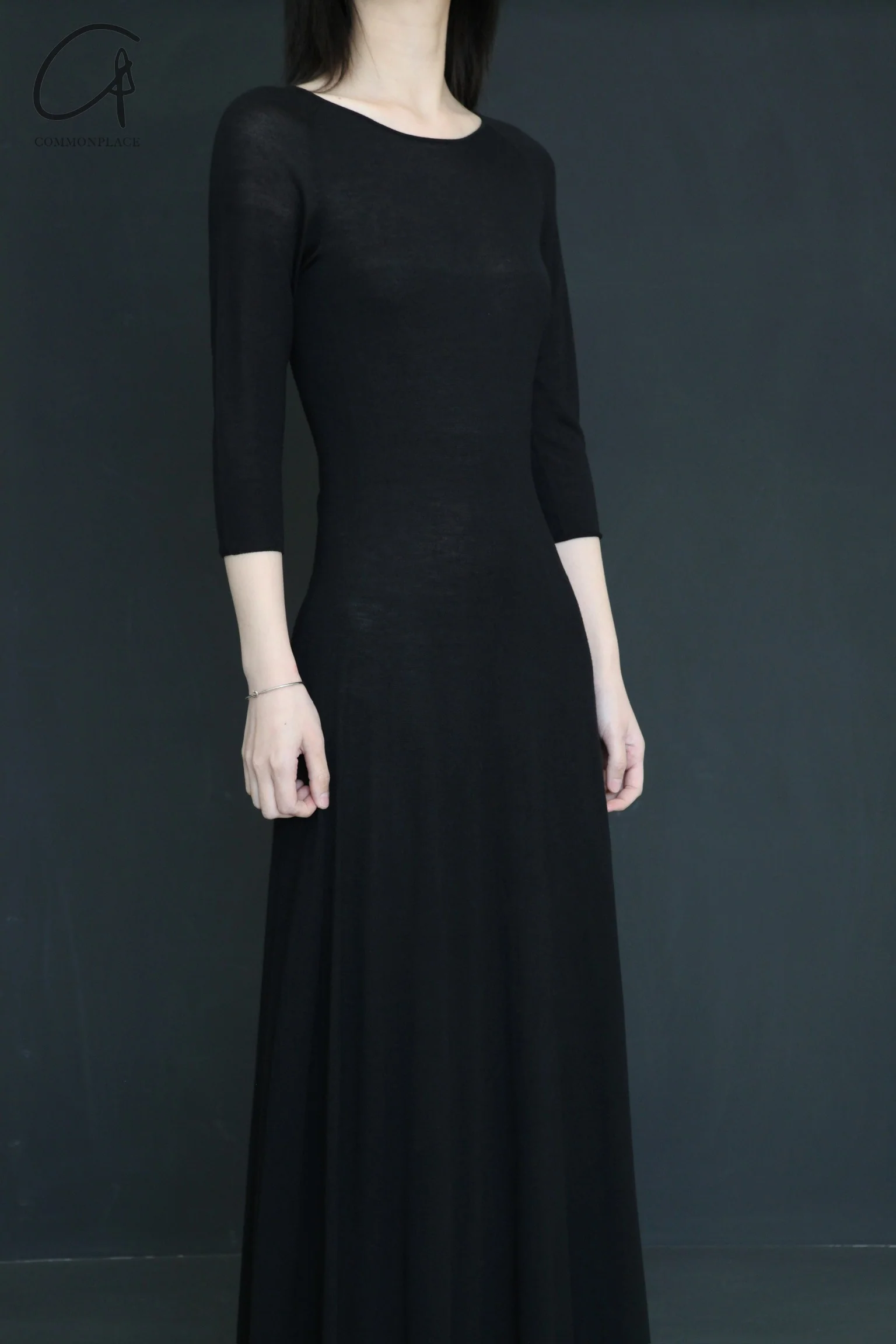 SWAYING/KNIT seamless three-quarter sleeve long skirt SW24SS2L16 black PS69 - Image 2