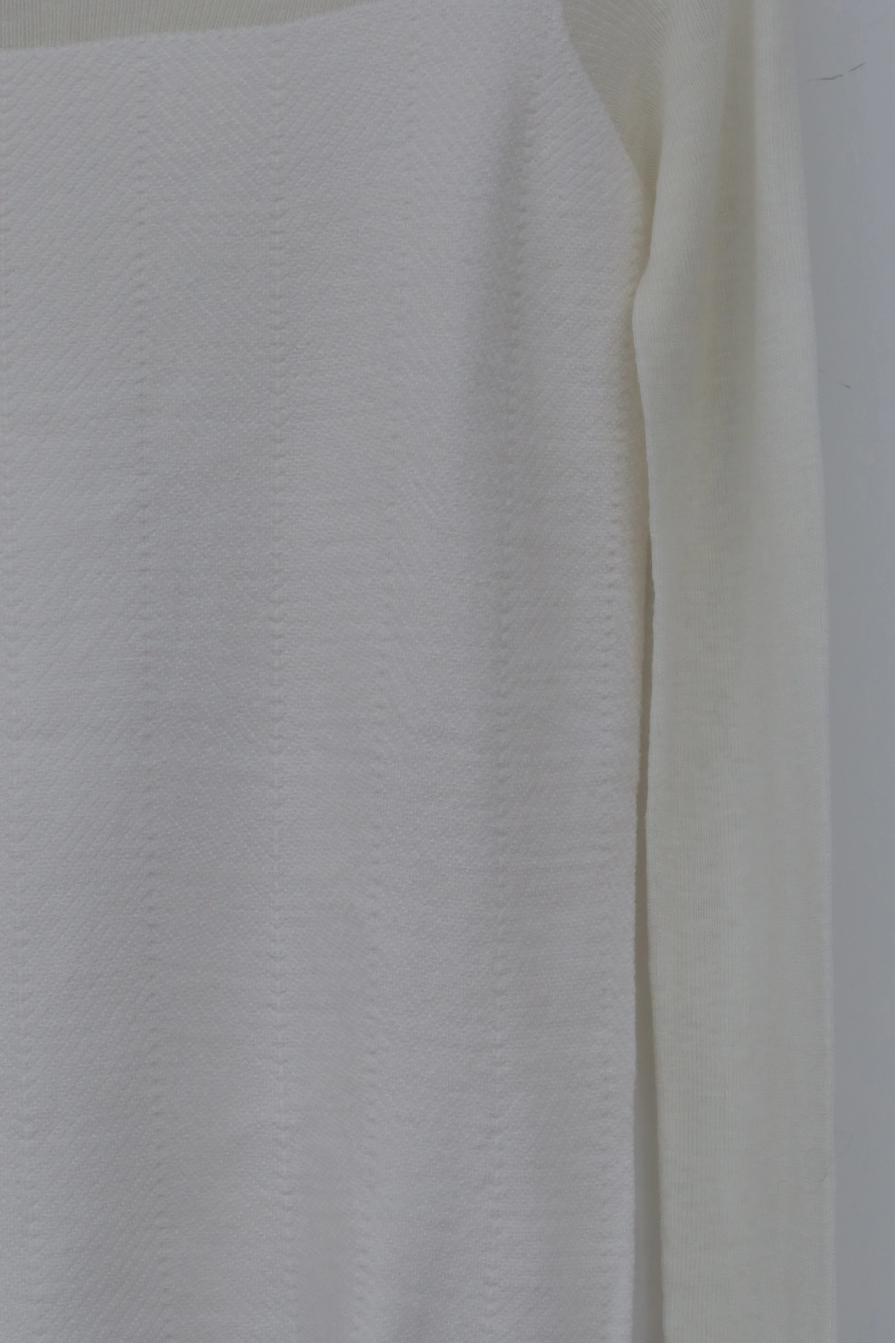 SWAYING/KNIT seamless water-soluble wool stitching top SW212SZ06 white PS9 - Image 11